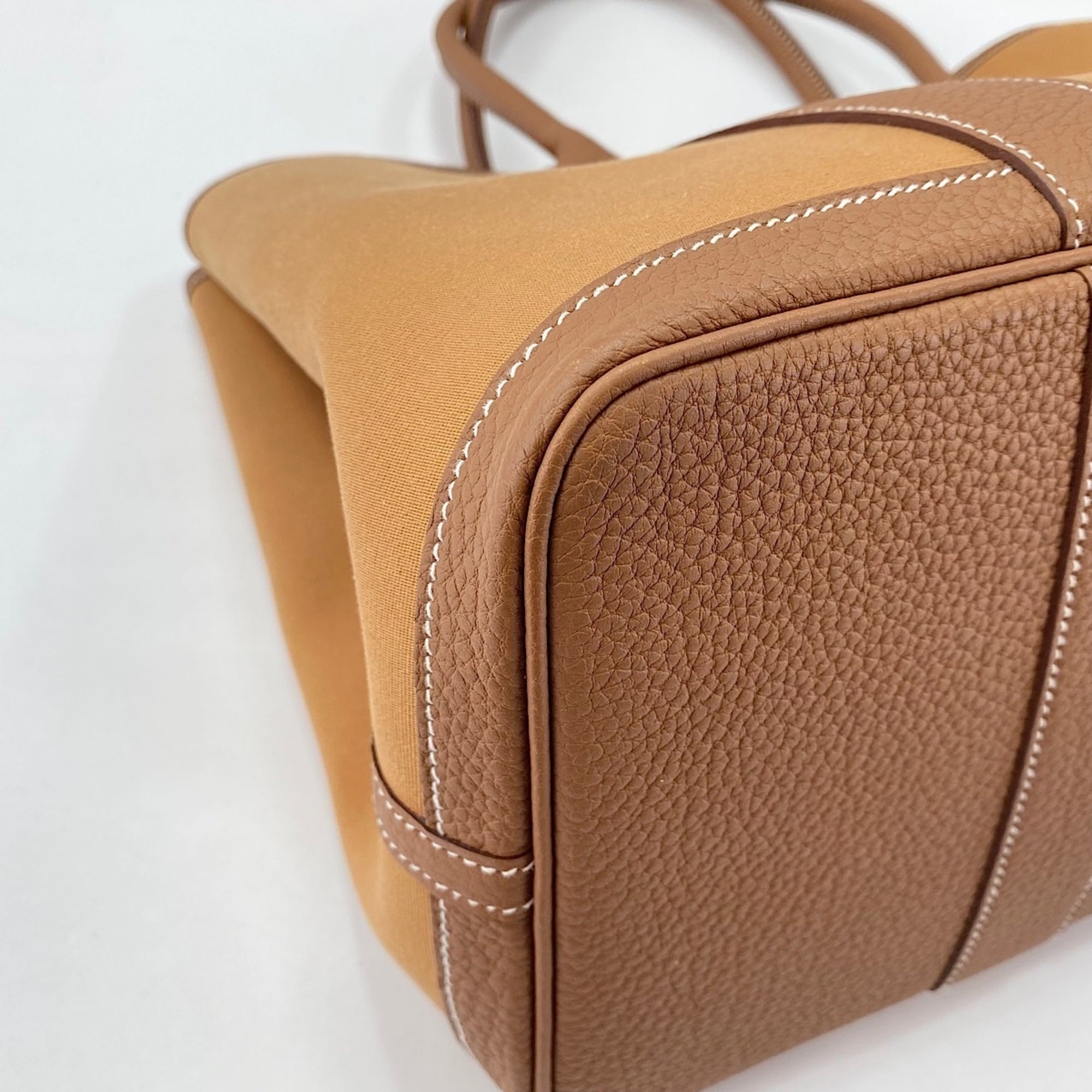 Hermes Brown Tote Bag (Pre-Owned)