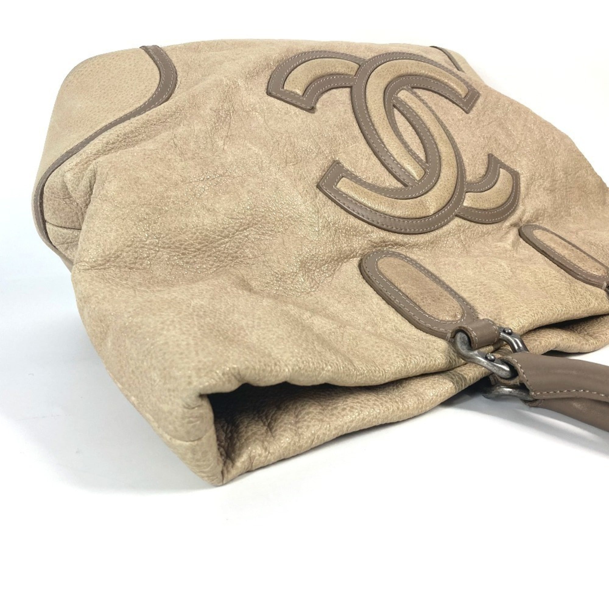 Chanel Beige Leather Shoulder Bag Tote Bag (Pre-Owned)