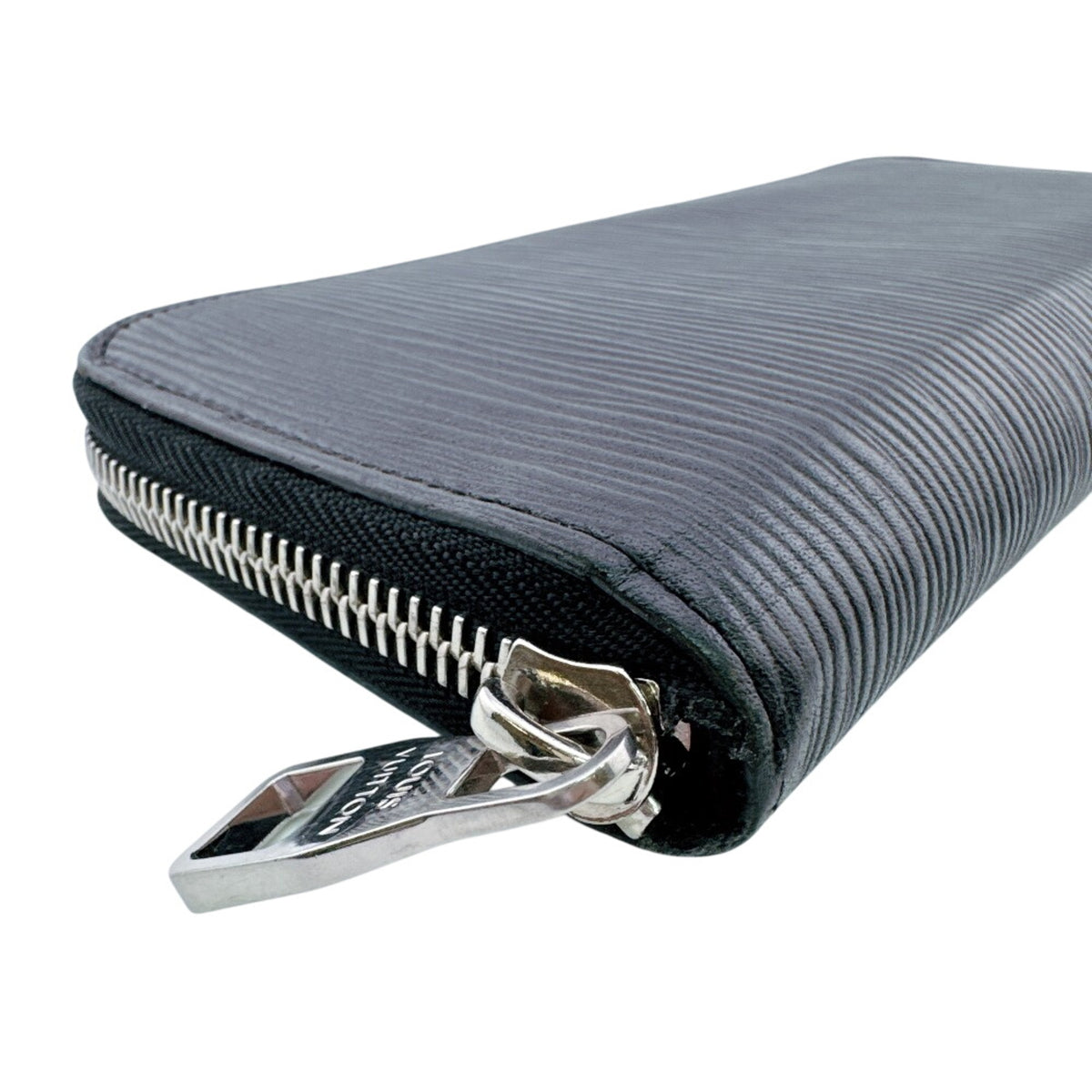 Louis Vuitton Epi Black Epi Leather Long Wallet (Bi-Fold) (Pre-Owned)