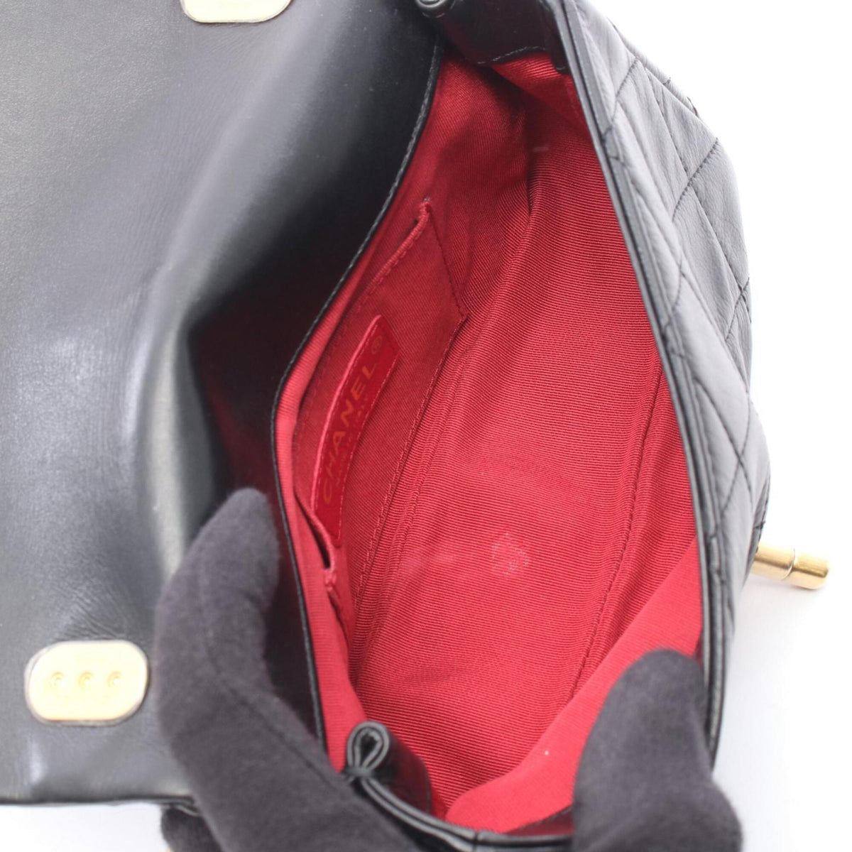 Chanel Black Leather Handbag Shoulder Bag (Pre-Owned)