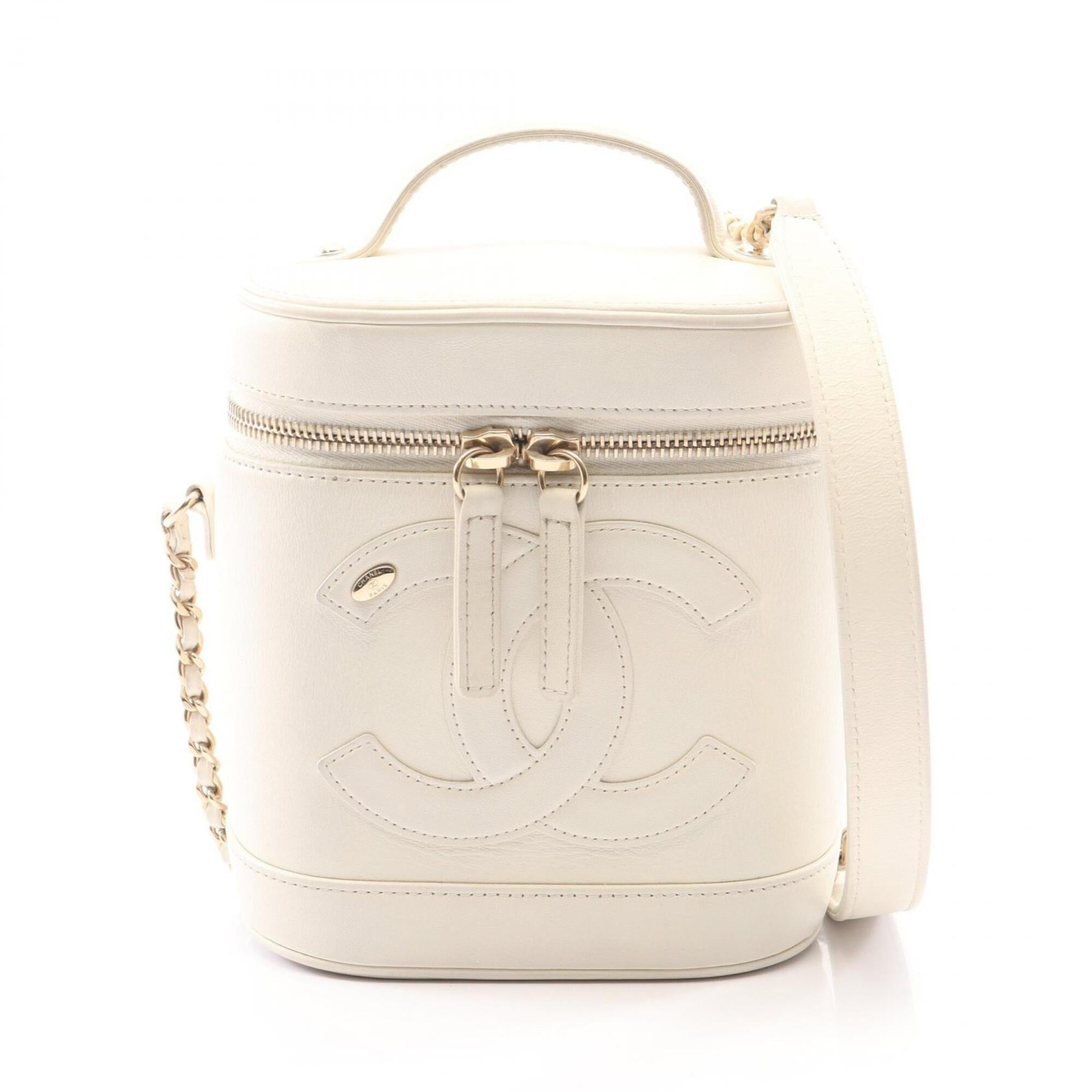 Chanel White Leather Handbag Vanity Bag (Pre-Owned)