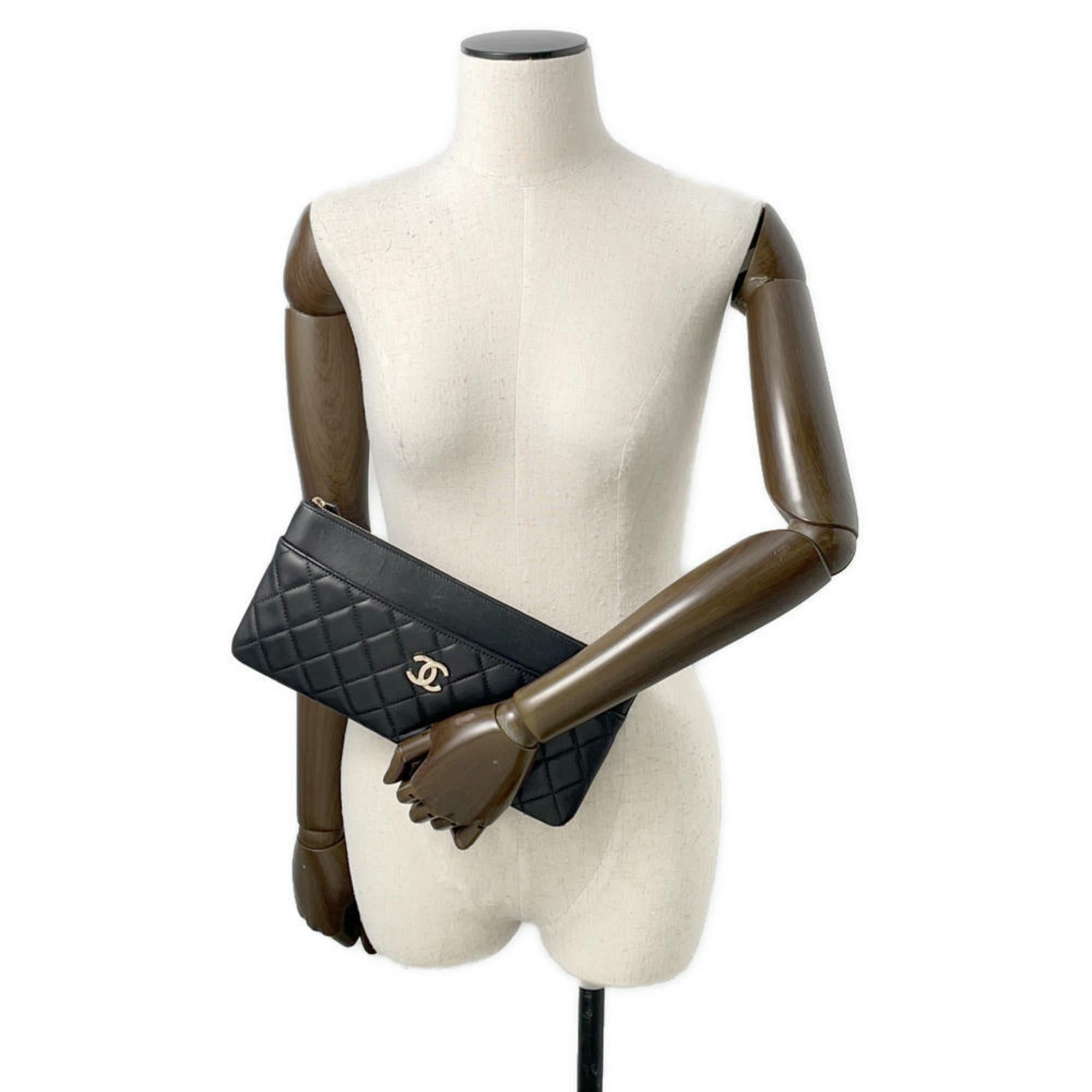 Chanel Black Leather Clutch Bag (Pre-Owned)