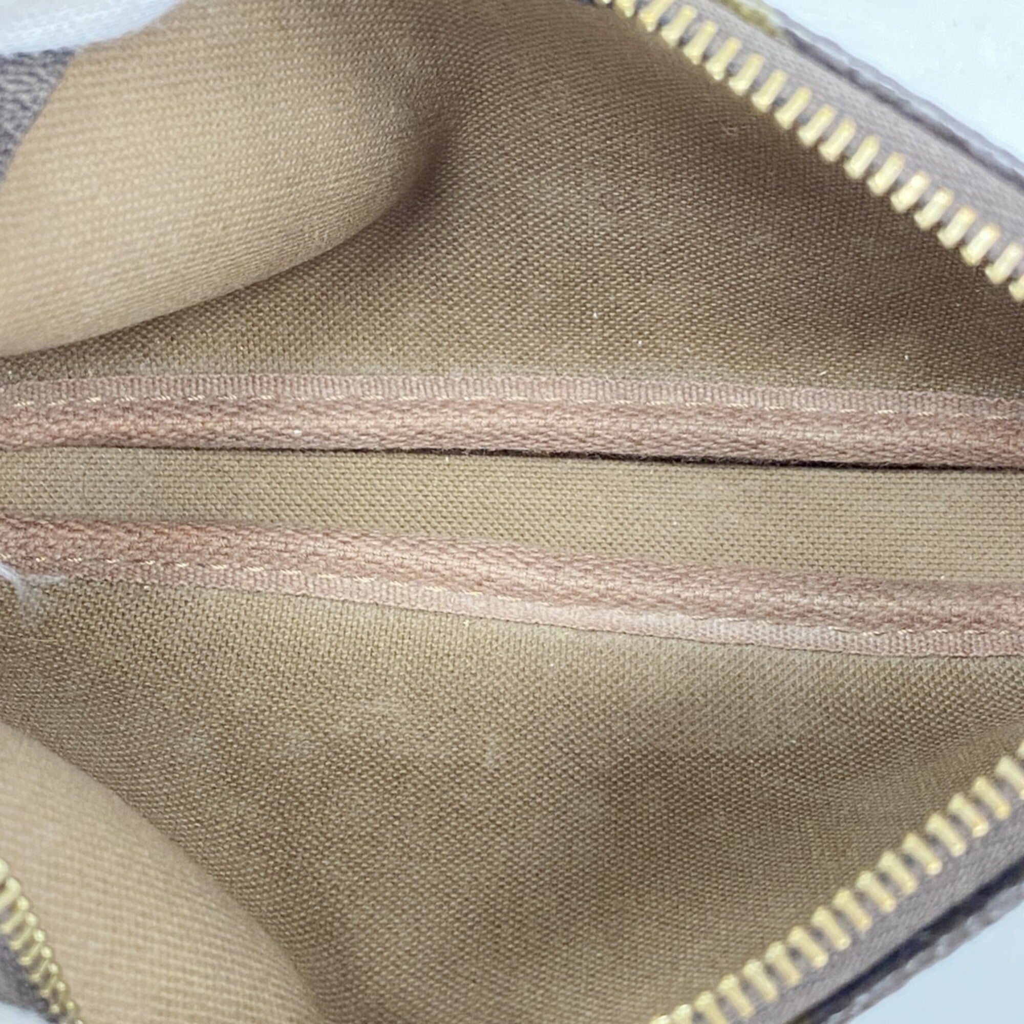 Louis Vuitton Brown Pouch (Pre-Owned)