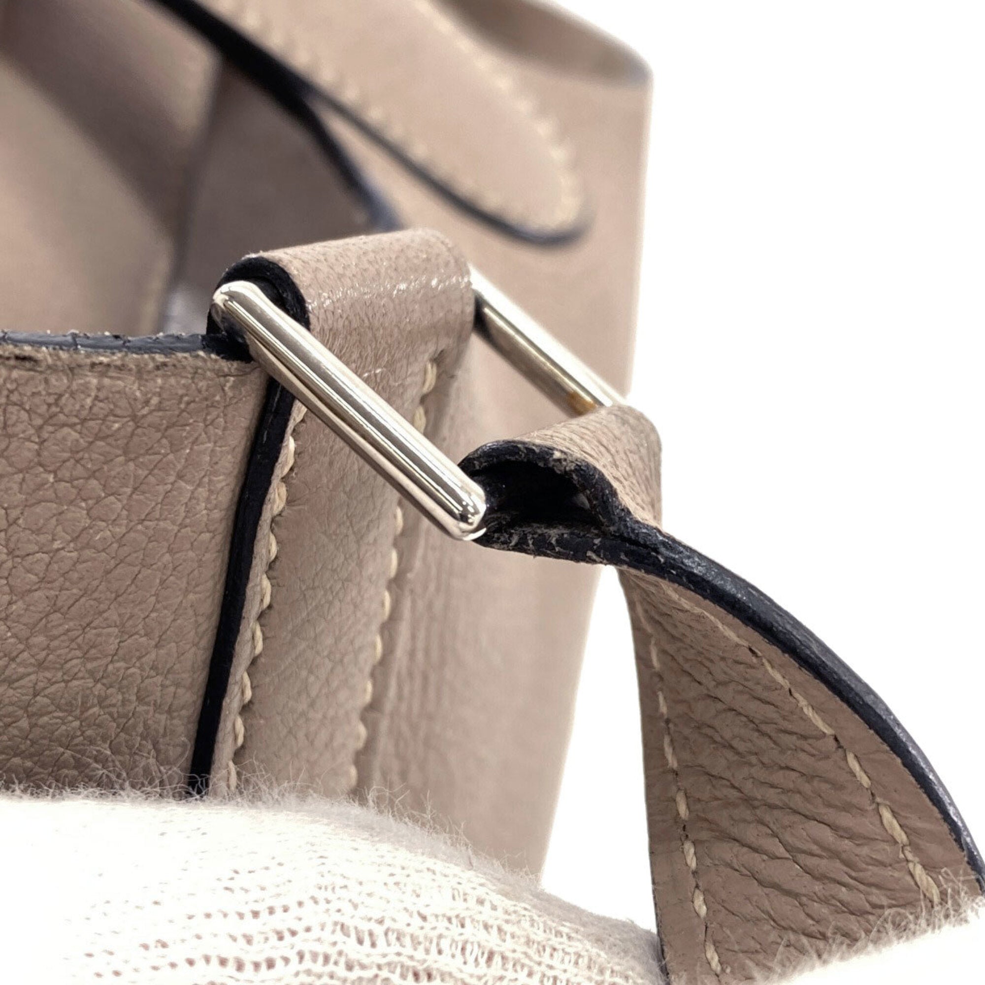 Hermes Gris Tourterelle Chevre Leather Handbag (Pre-Owned)