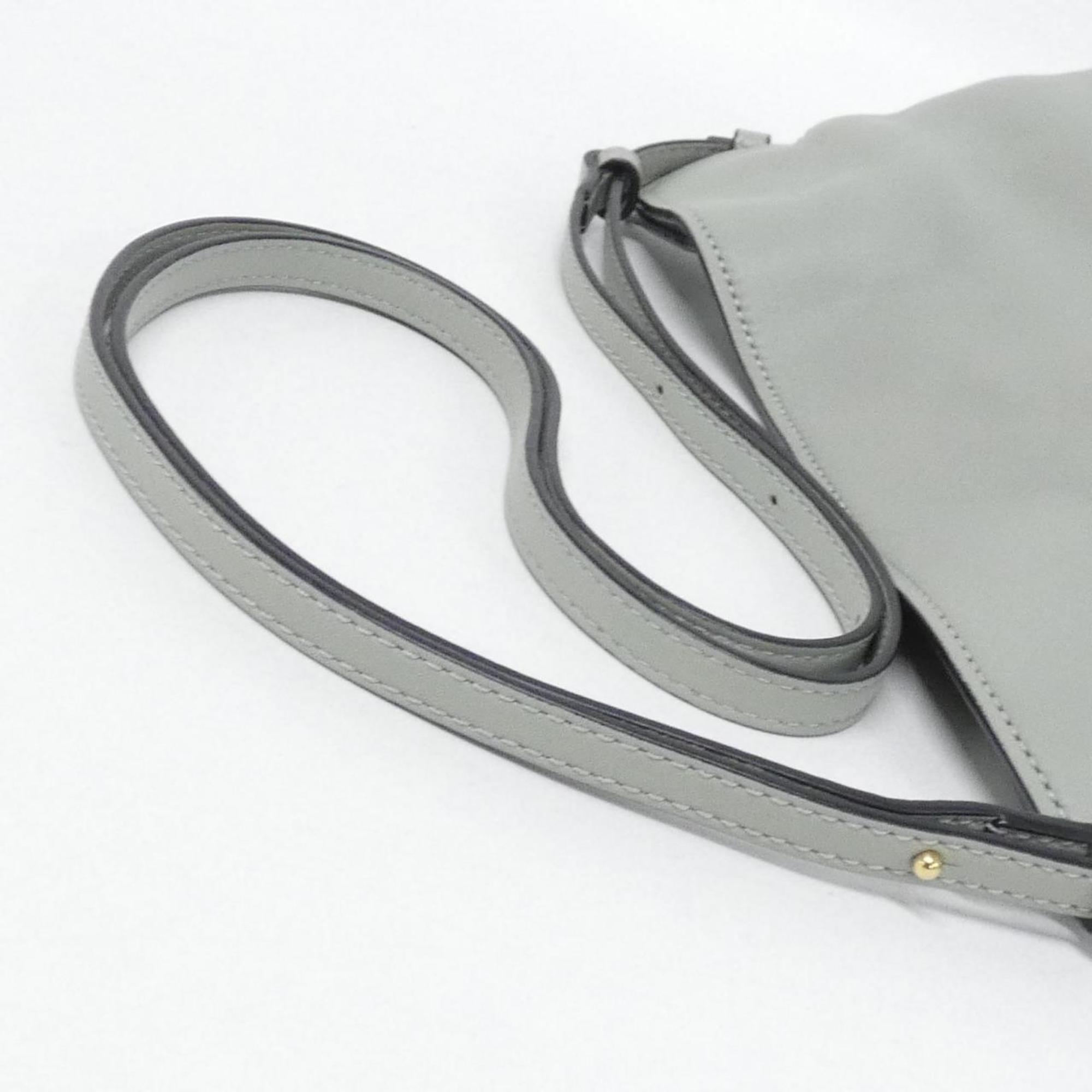 Loewe Gray Leather Handbag (Pre-Owned)