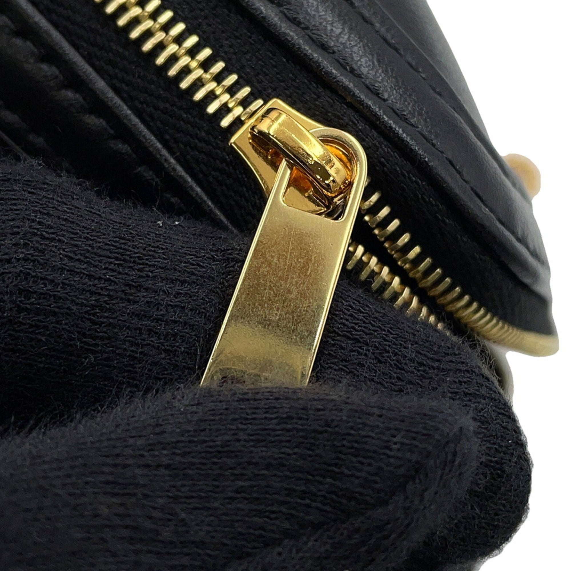 Celine Black Leather Shoulder Bag (Pre-Owned)