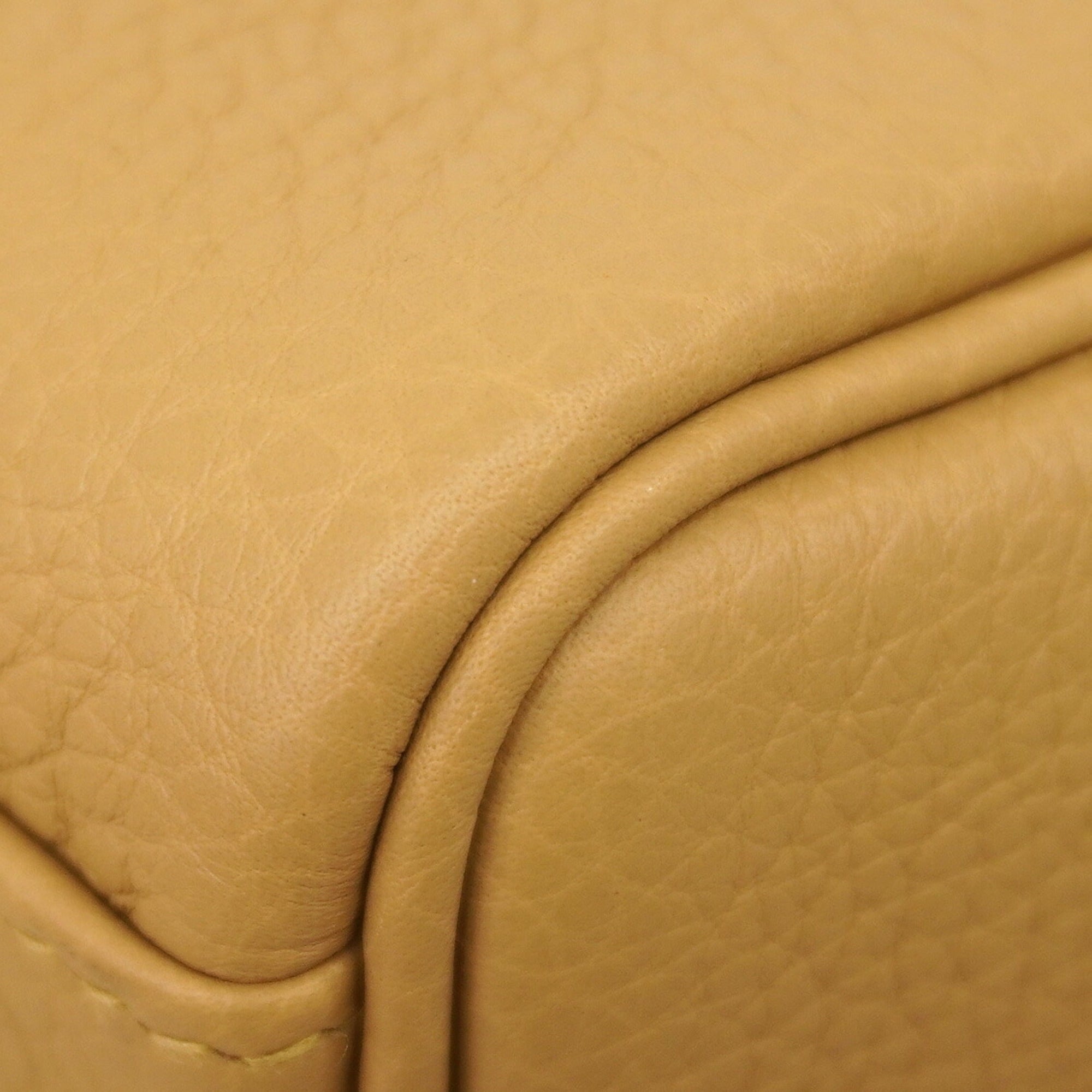 Hermes Beige Togo Leather Shoulder Bag (Pre-Owned)
