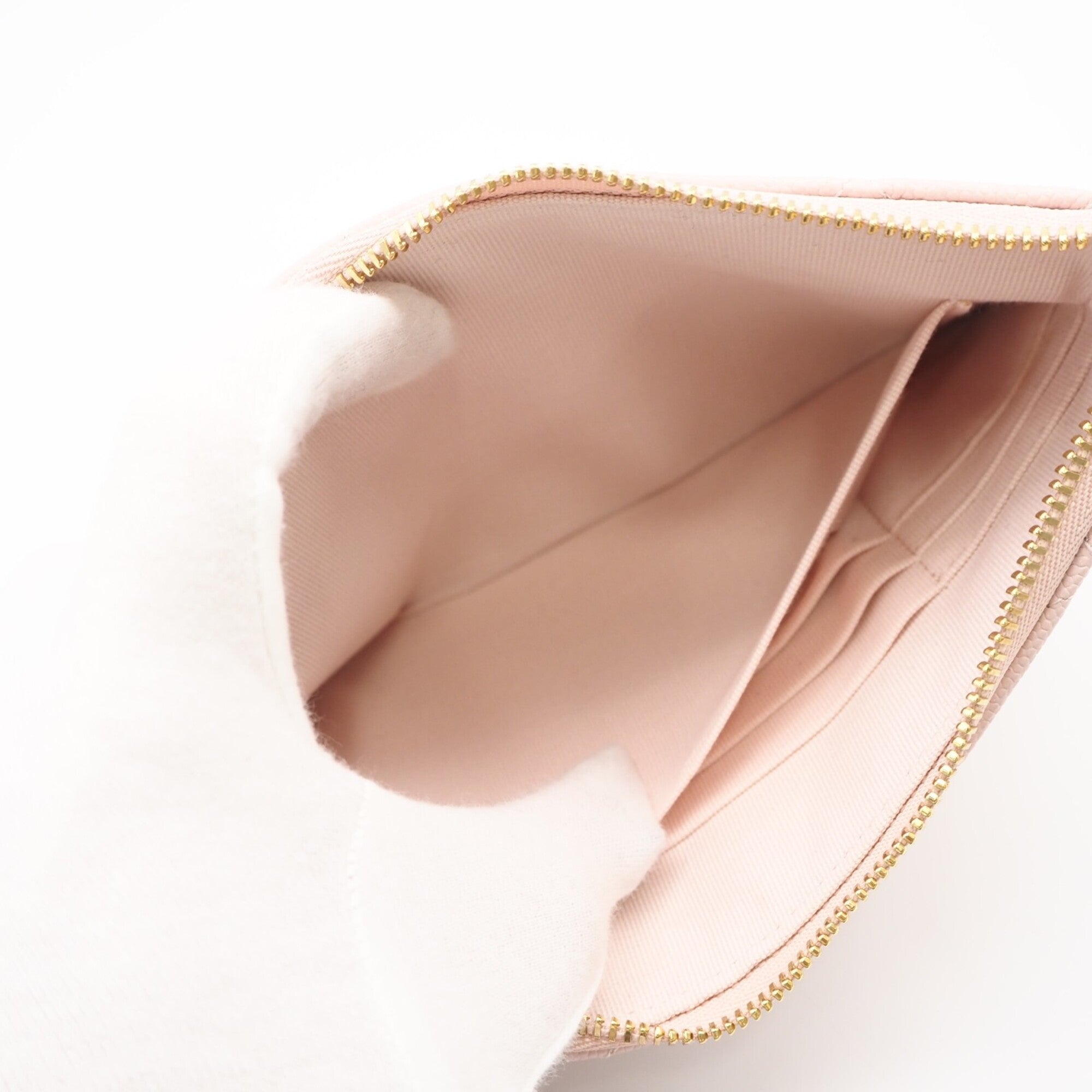 Chanel Matelasse Pink Grained Calfskin Pouch (Pre-Owned)