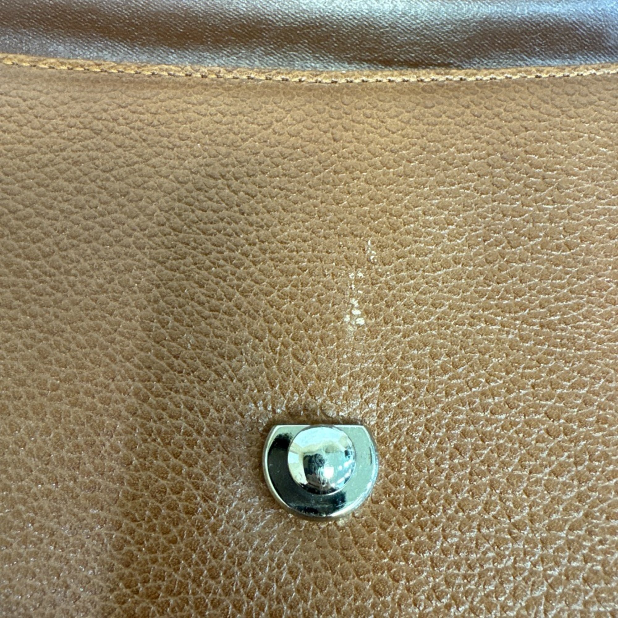 Burberry Brown Leather Shoulder Bag (Pre-Owned)