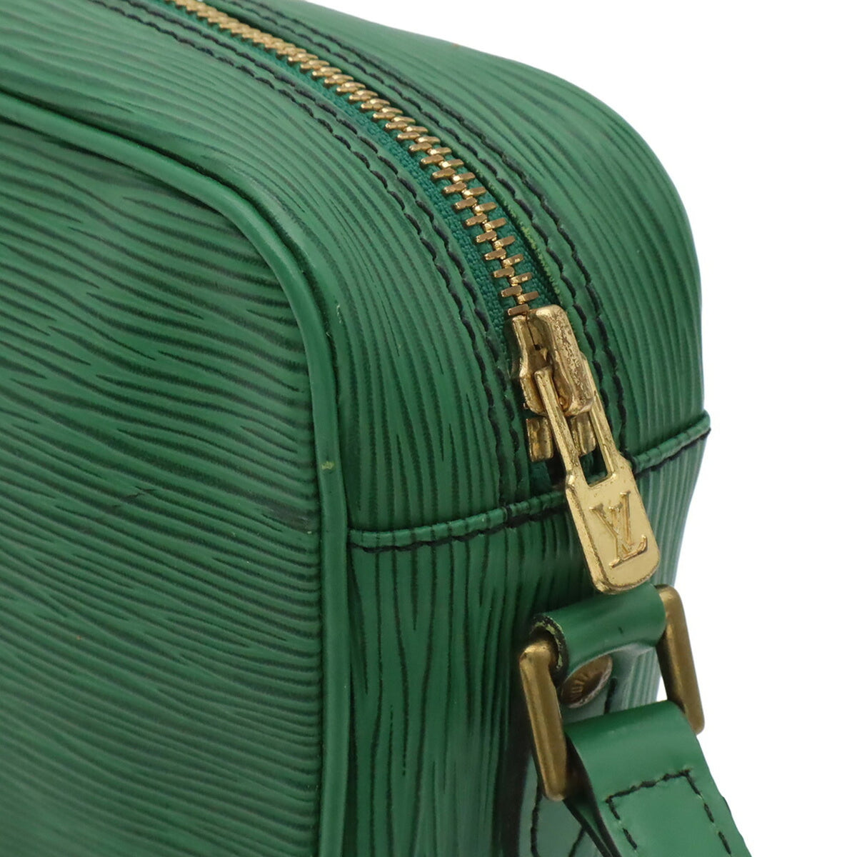 Louis Vuitton Borneo Green Galle Green Epi Leather Shoulder Bag (Pre-Owned)