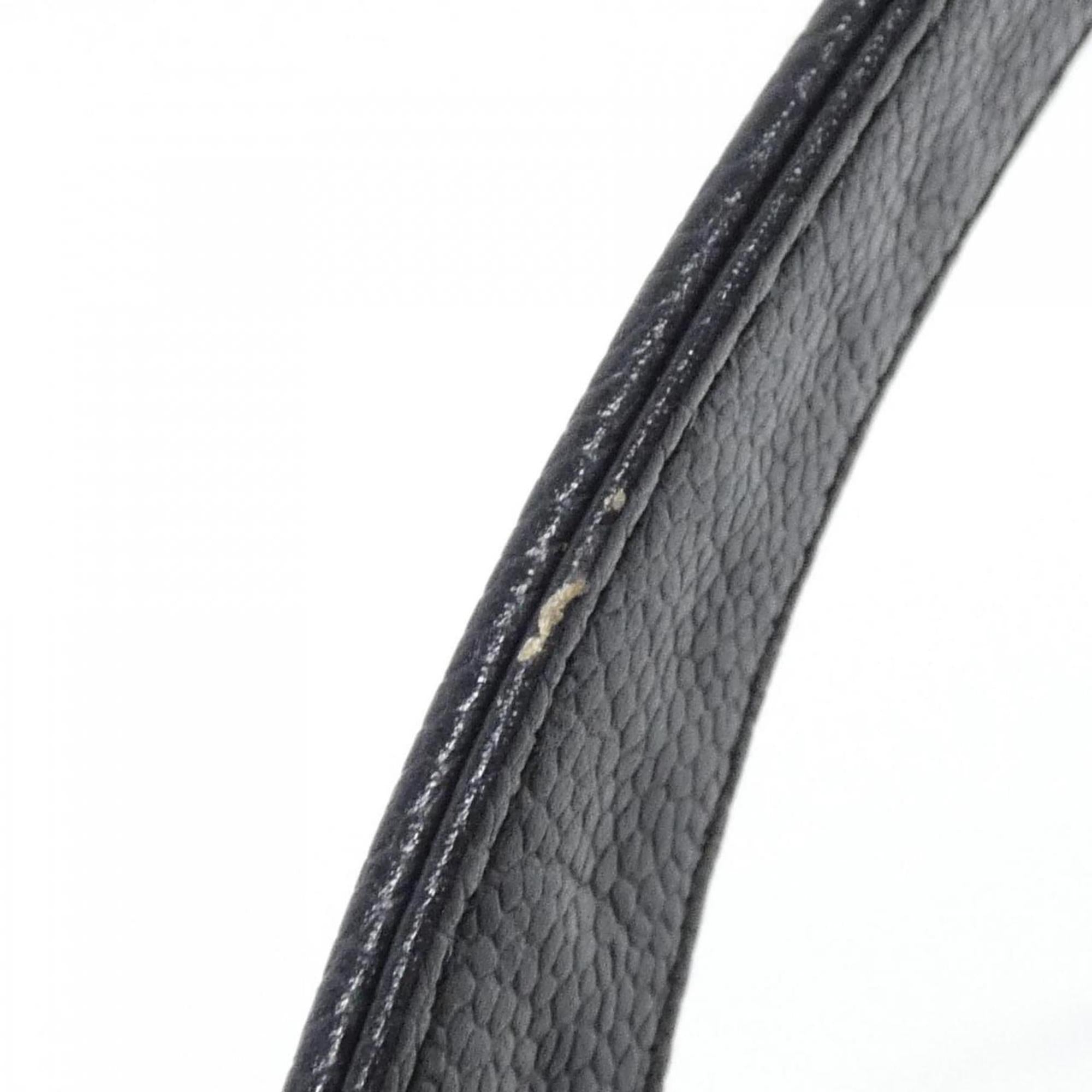 Chanel Black Grained Calfskin Shoulder Bag (Pre-Owned)