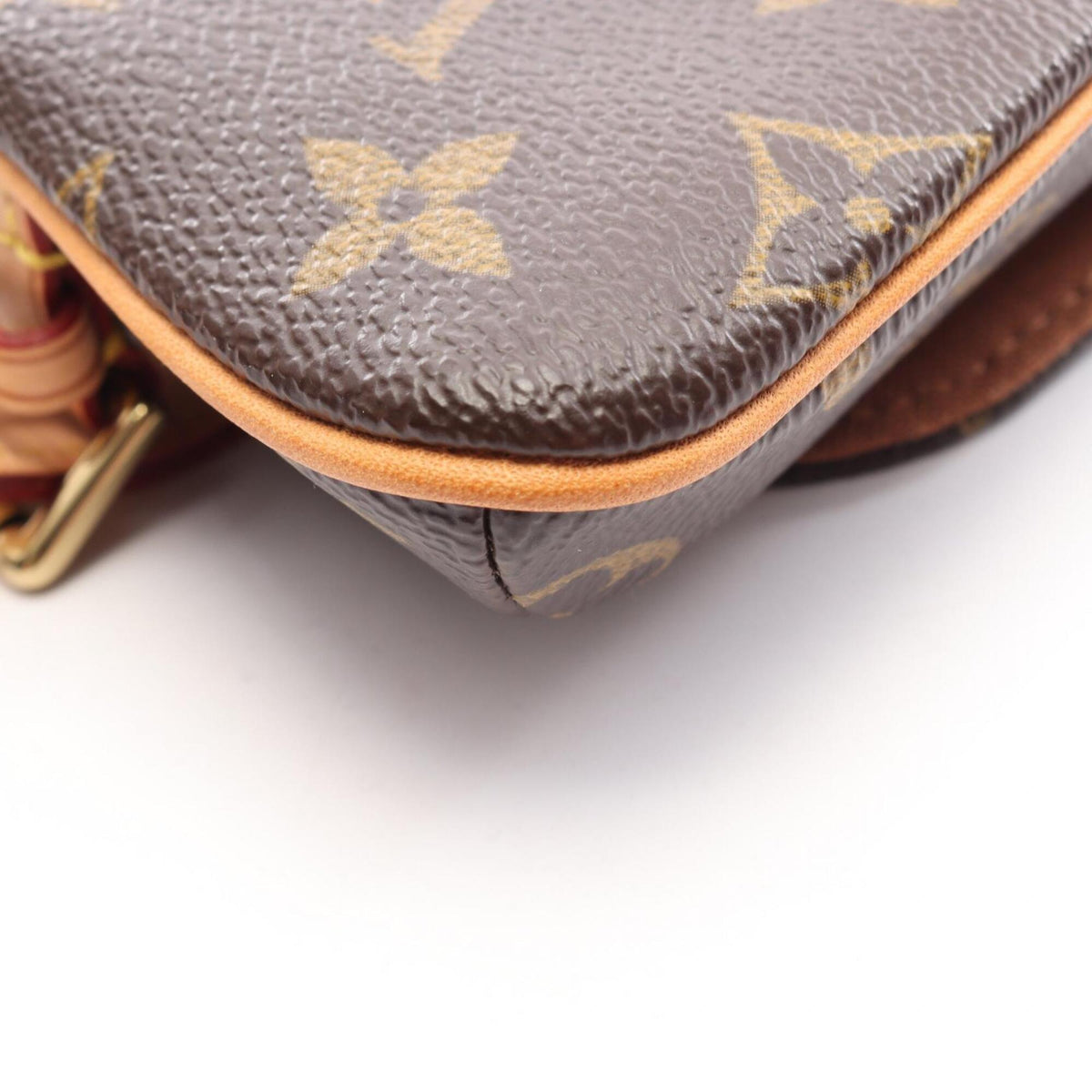 Louis Vuitton Brown Coated Canvas Monogram Leather Fanny Pack Handbag Pochette (Pre-Owned)