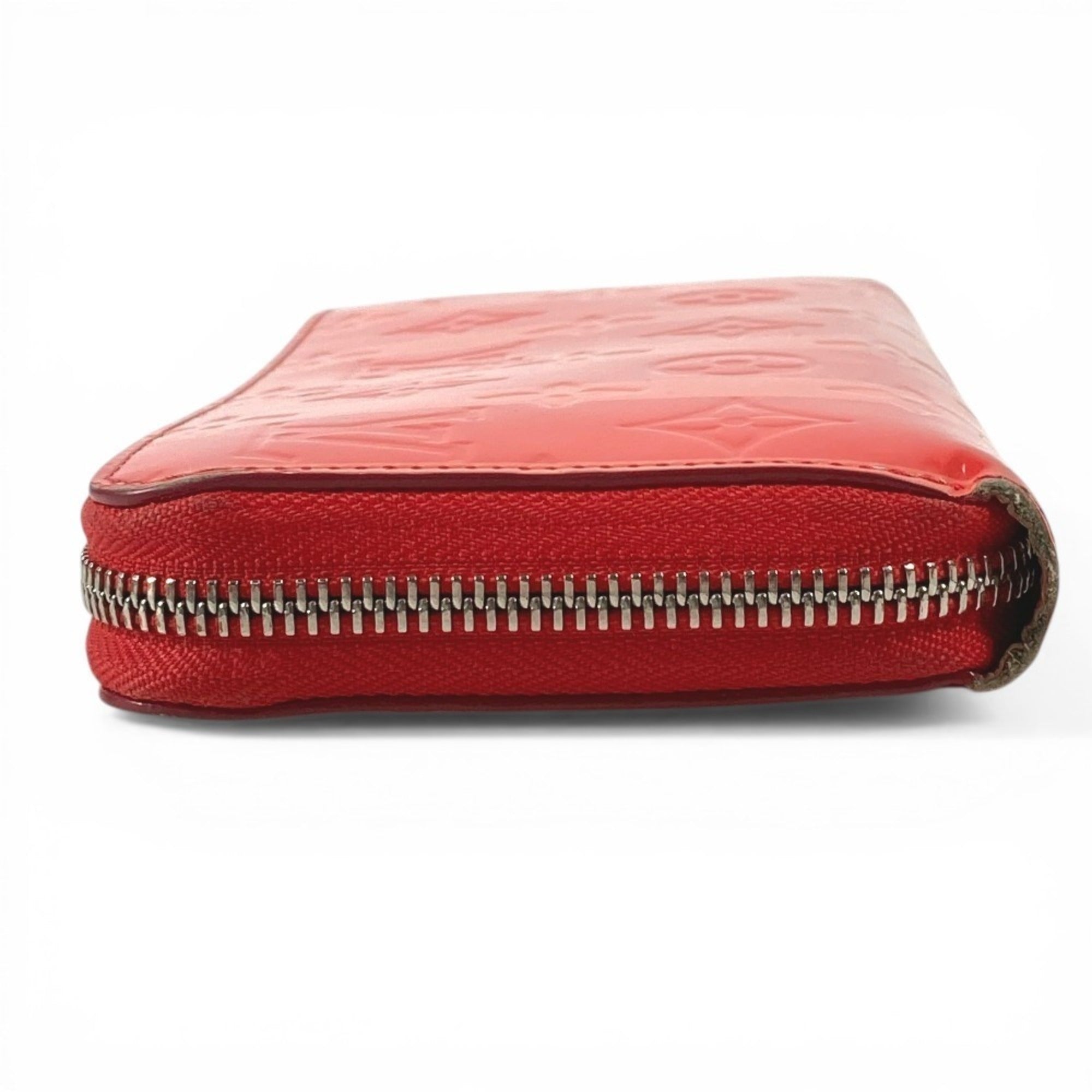 Louis Vuitton Galle Pink Poppy Petal Monogram Vernis Rayures Long Wallet (Bi-Fold) (Pre-Owned)