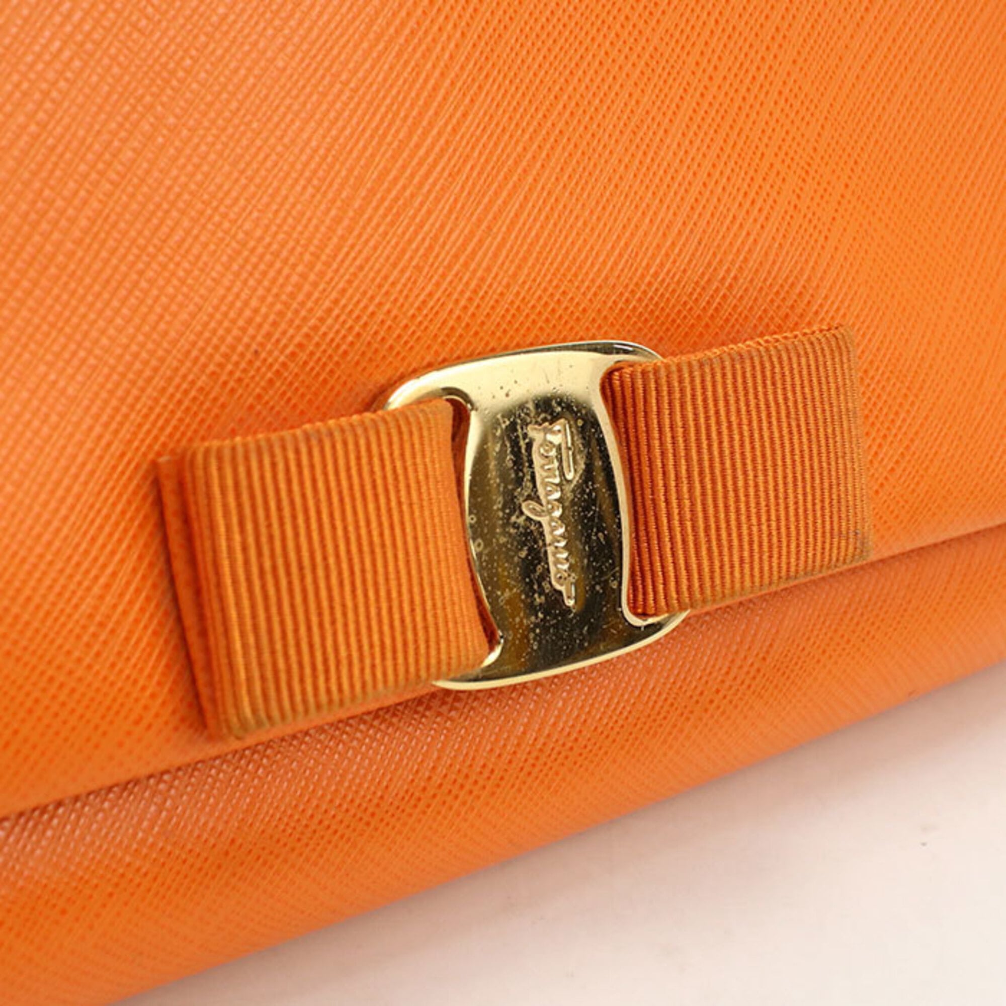 Salvatore Ferragamo Orange Leather Shoulder Bag (Pre-Owned)