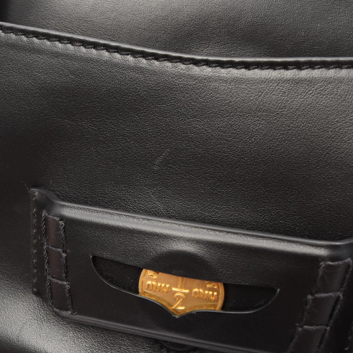 Miu Miu Black Leather Handbag (Pre-Owned)