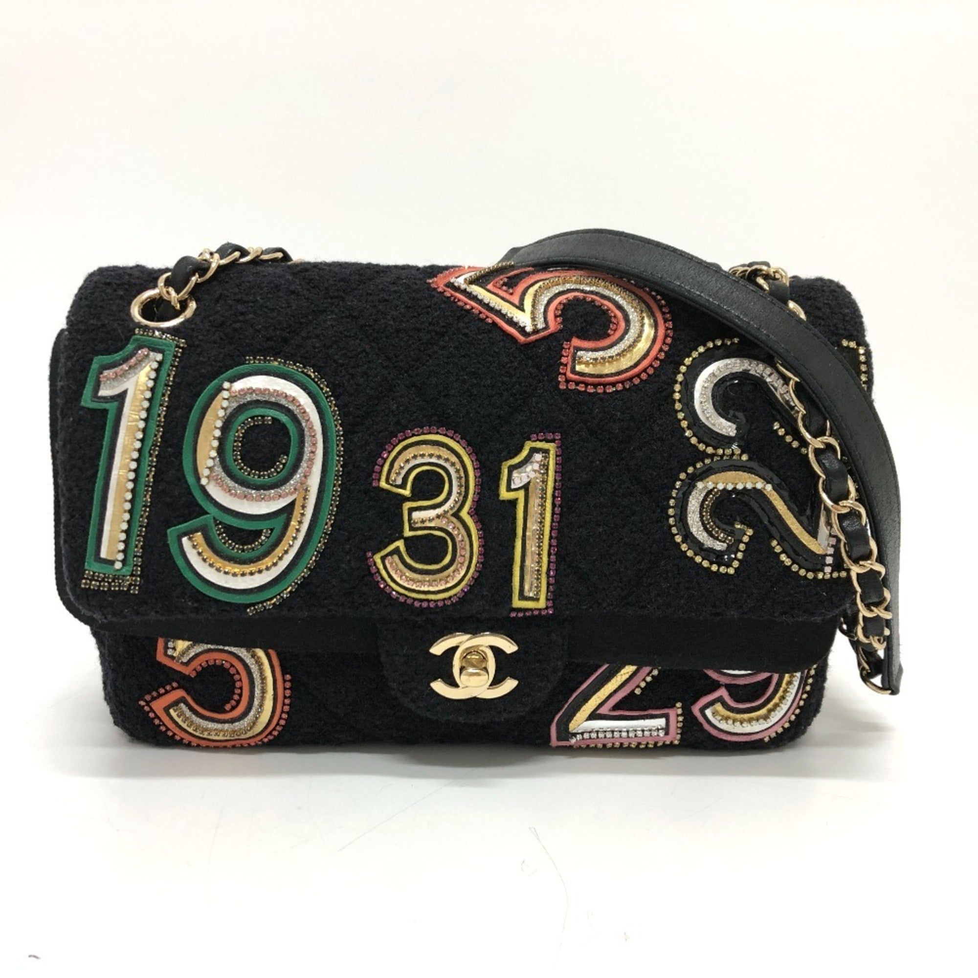 Chanel Black Canvas Shoulder Bag (Pre-Owned)