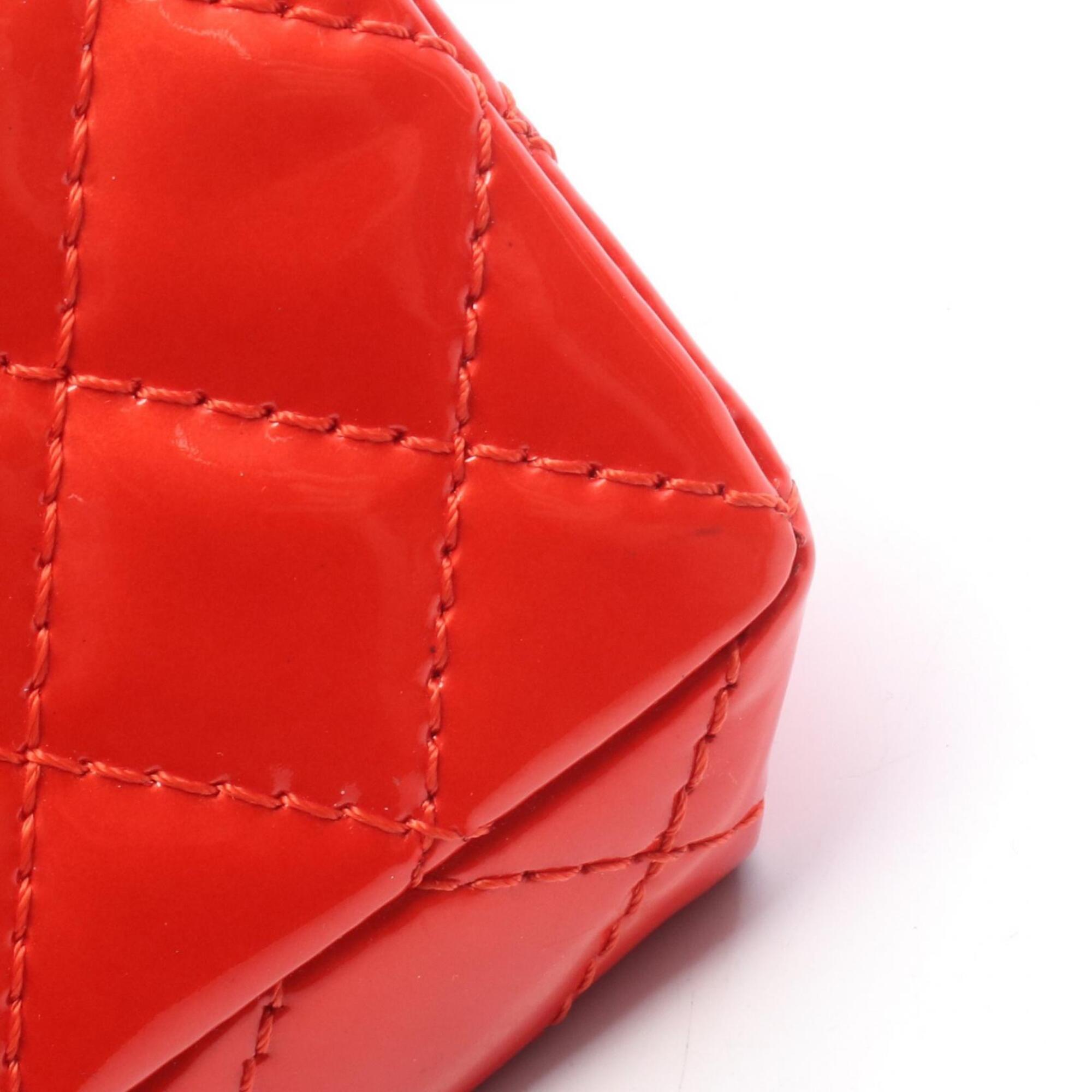 Chanel Red Color Patent Leather Handbag Shoulder Bag (Pre-Owned)