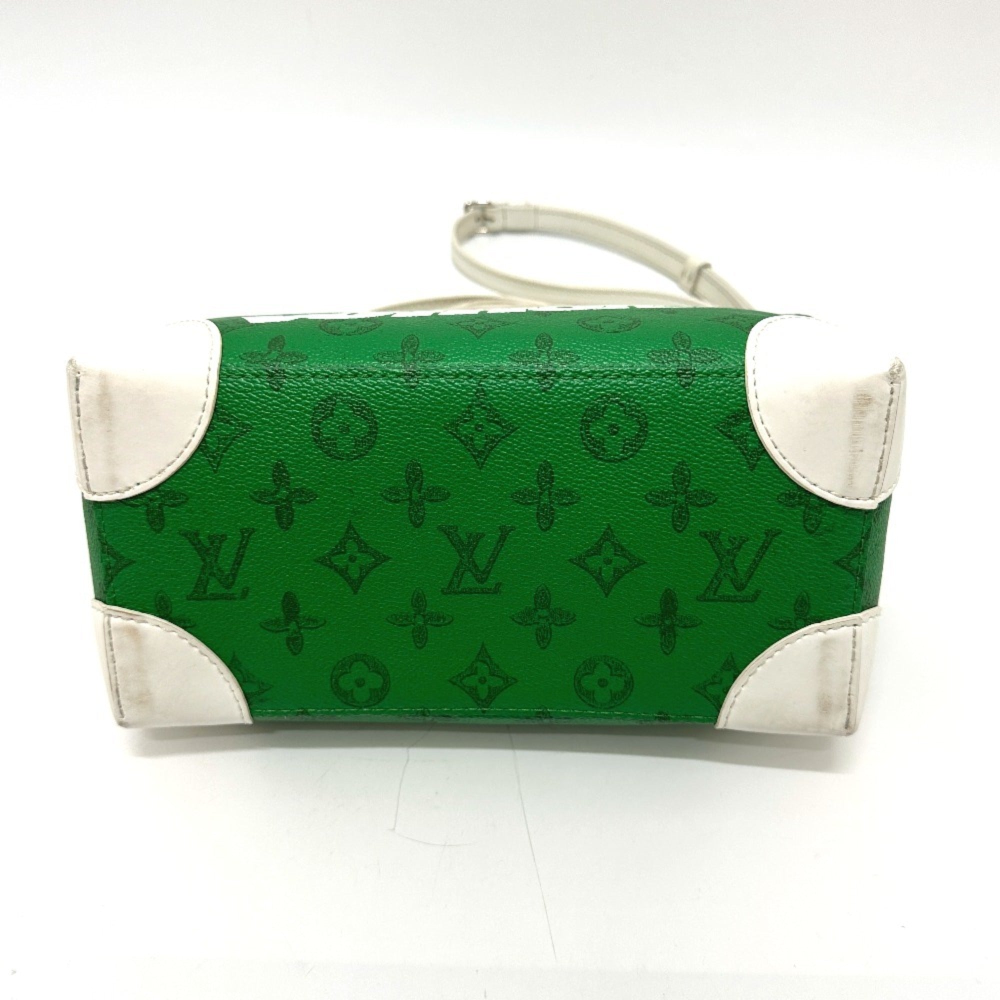 Louis Vuitton Green Monogram Handbag (Pre-Owned)