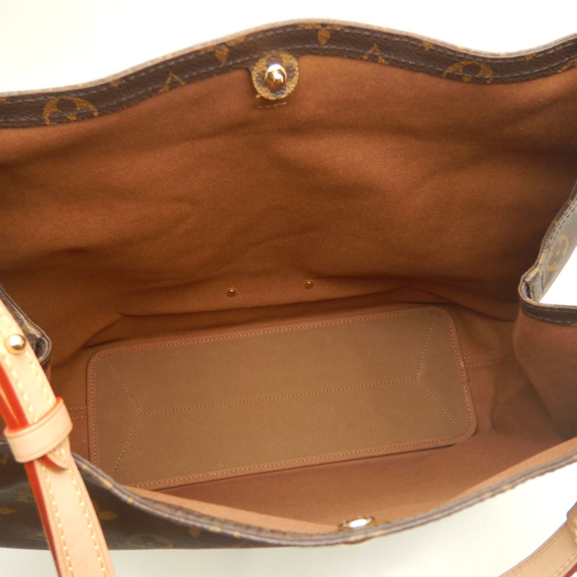Louis Vuitton Brown Monogram Pouch Shoulder Bag (Pre-Owned)