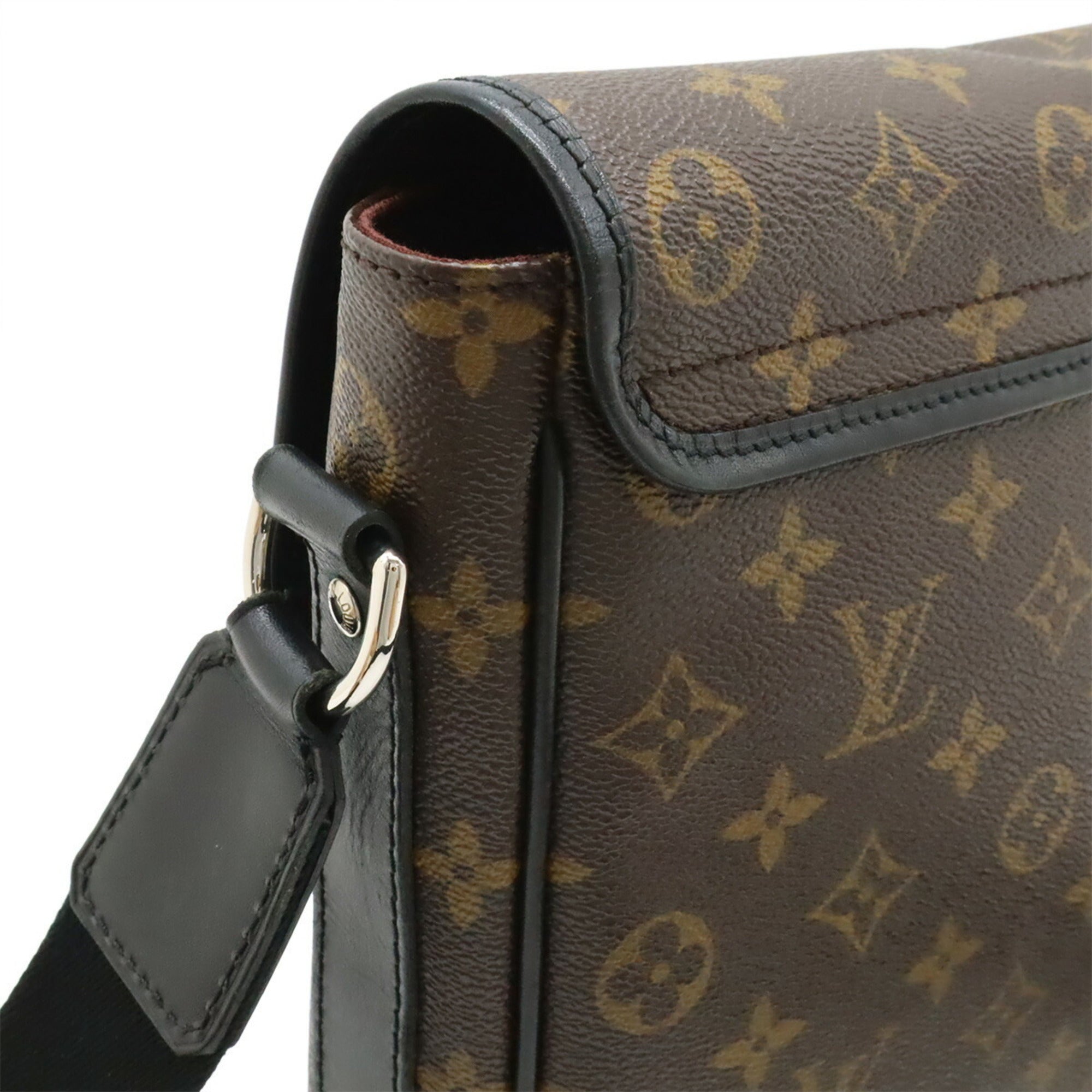 Louis Vuitton Black Brown Monogram Monogram Pochette Shoulder Bag (Pre-Owned)