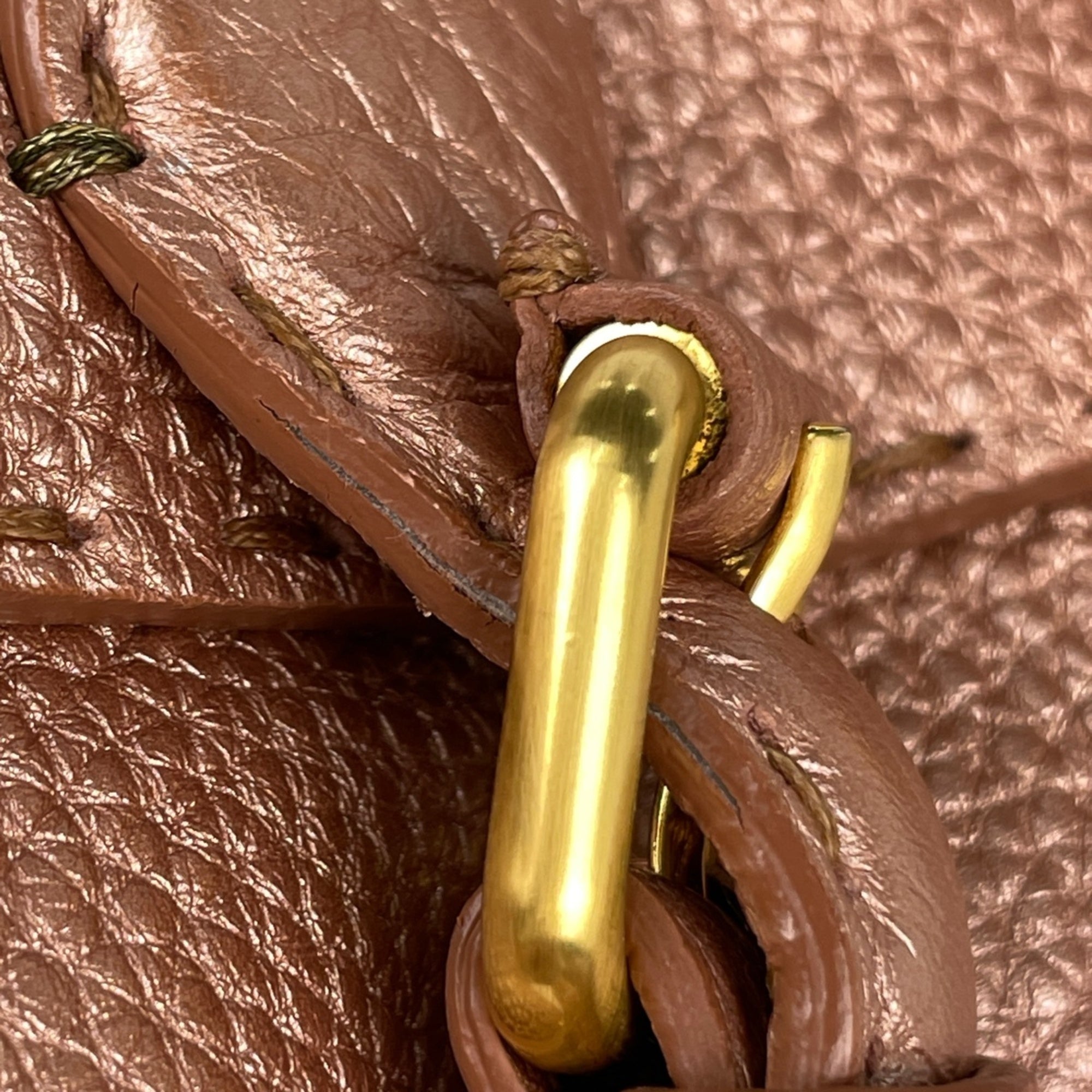 Fendi Pink Leather Handbag (Pre-Owned)