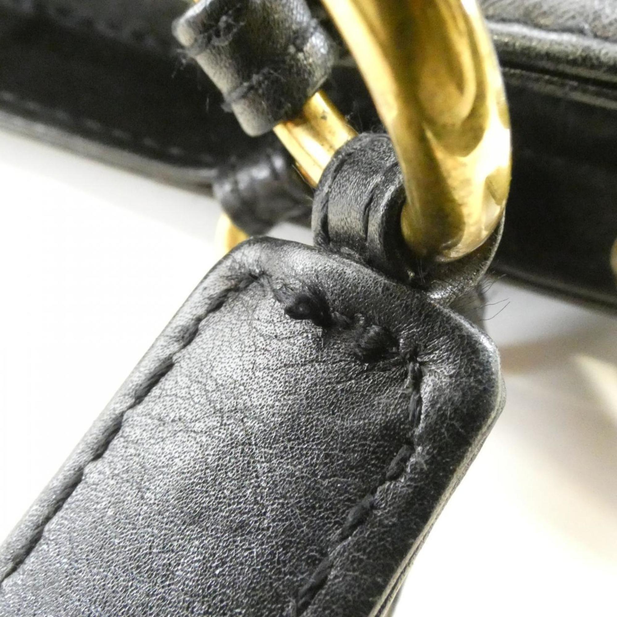 Chanel Black Leather Handbag (Pre-Owned)
