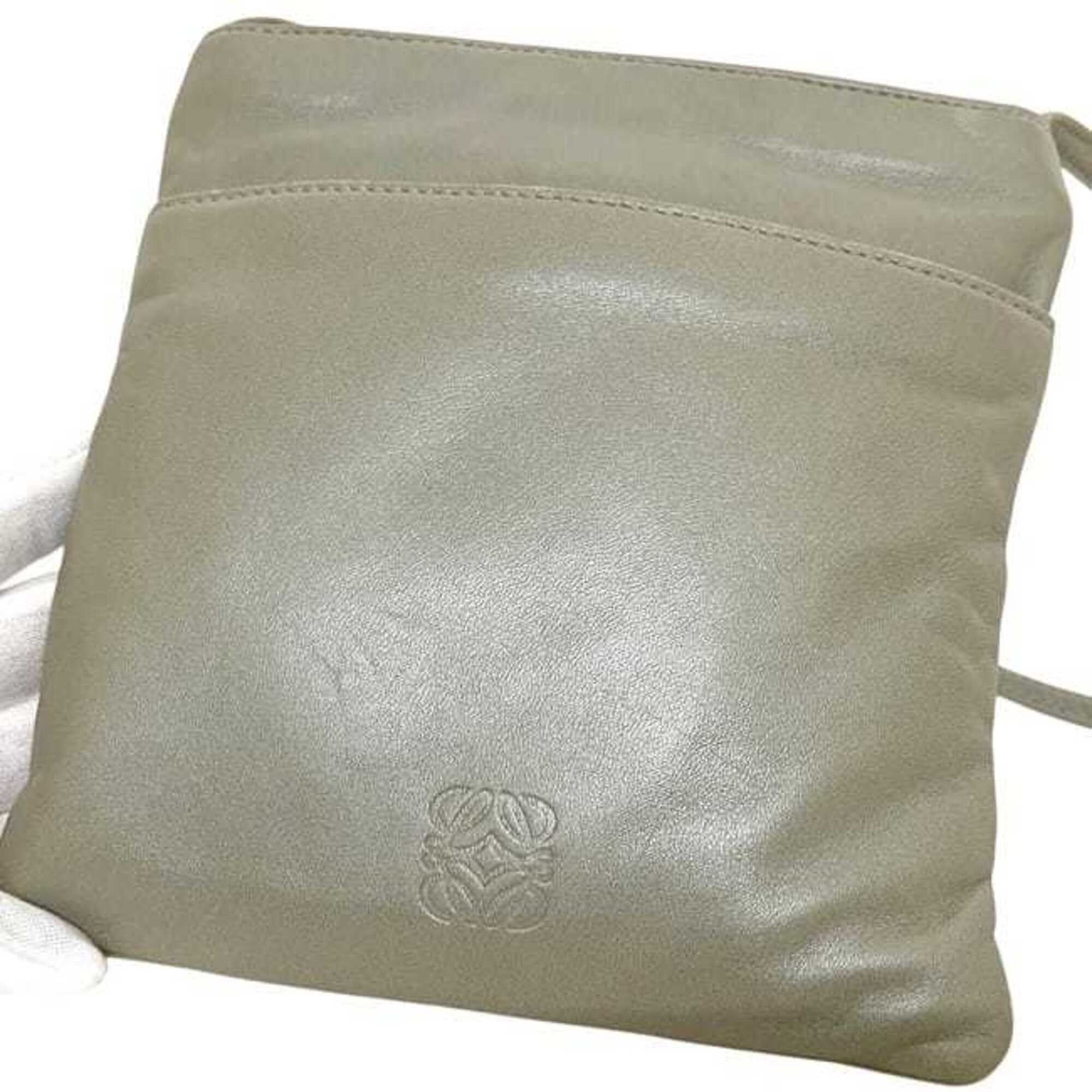 Loewe Metallic Silver Nappa Leather Pochette Shoulder Bag (Pre-Owned)