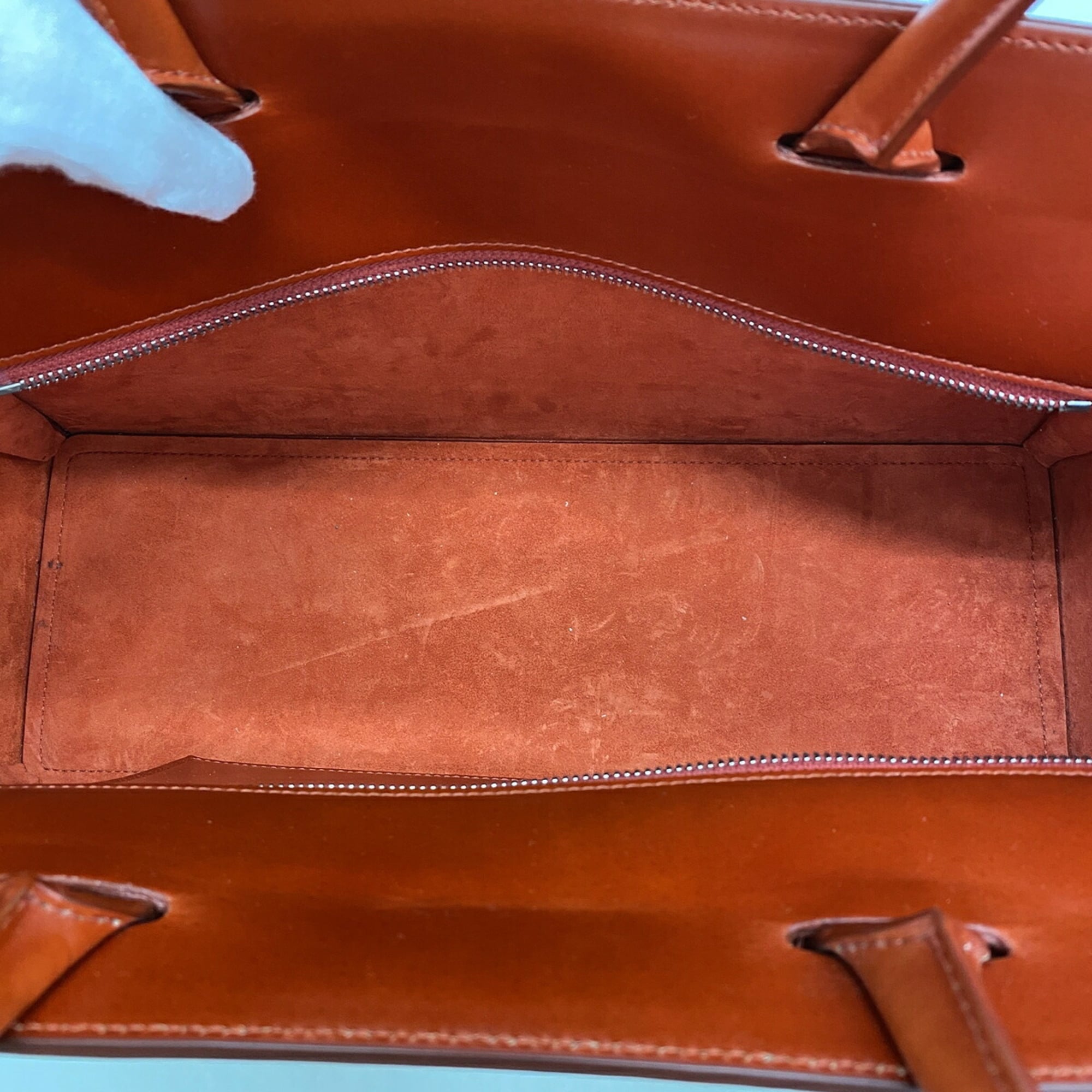 Salvatore Ferragamo Red Color Leather Handbag (Pre-Owned)