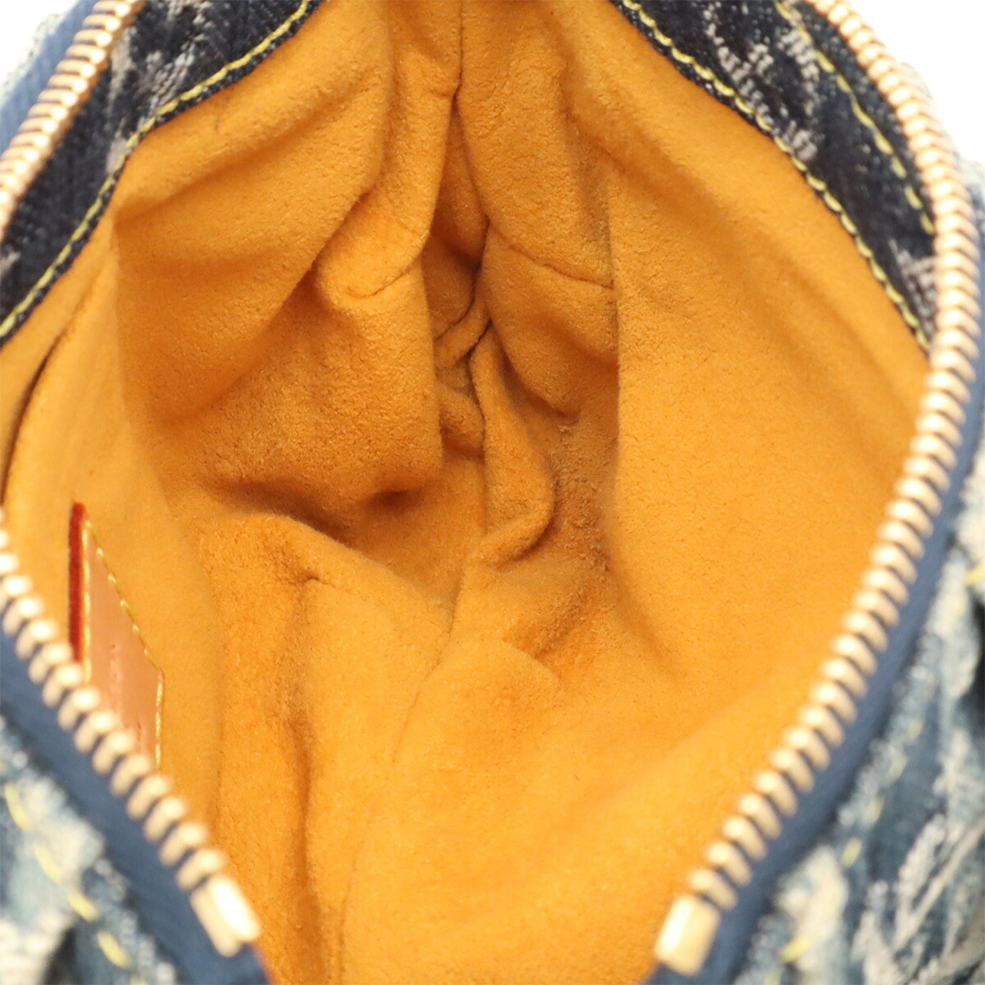 Louis Vuitton Blue Monogram Monogram Denim Handbag Pouch (Pre-Owned)