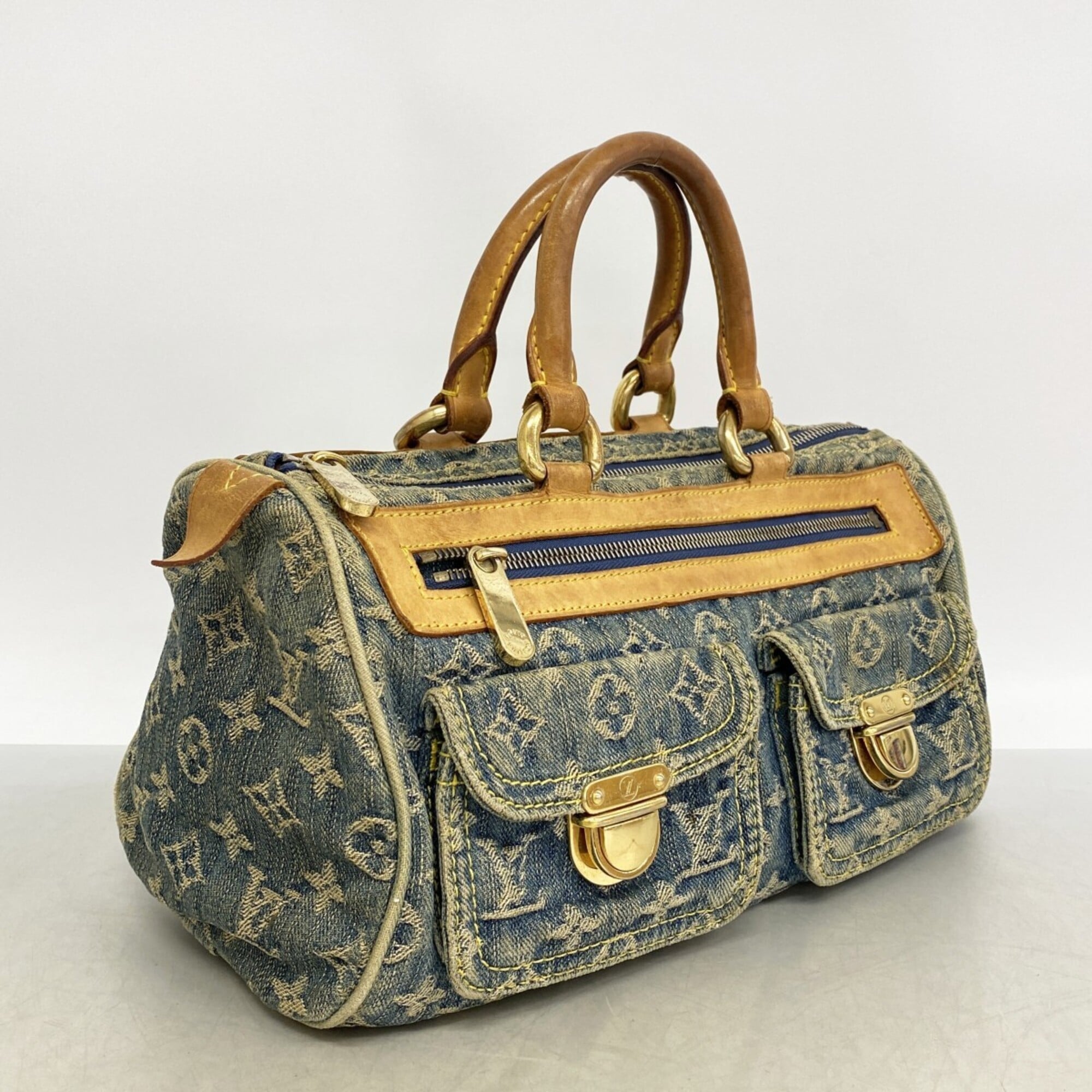 Louis Vuitton Blue Handbag (Pre-Owned)