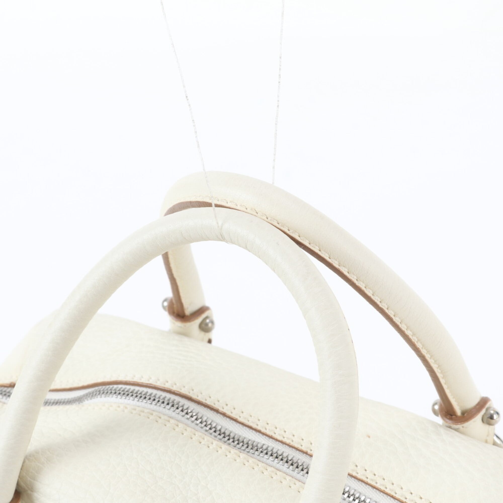 Salvatore Ferragamo White Leather Boston Bag Shoulder Bag Tote Bag (Pre-Owned)