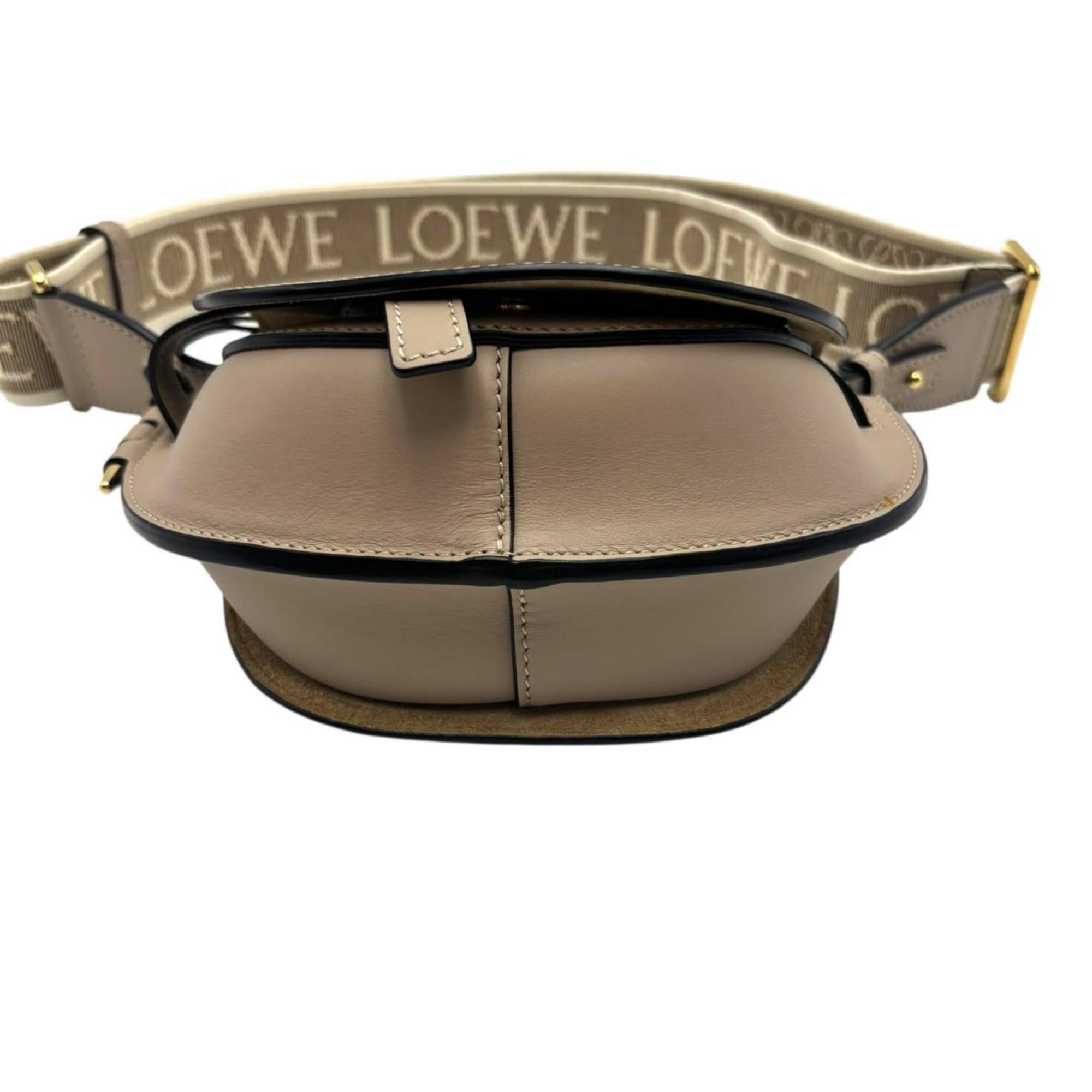 Loewe Beige Leather Shoulder Bag (Pre-Owned)