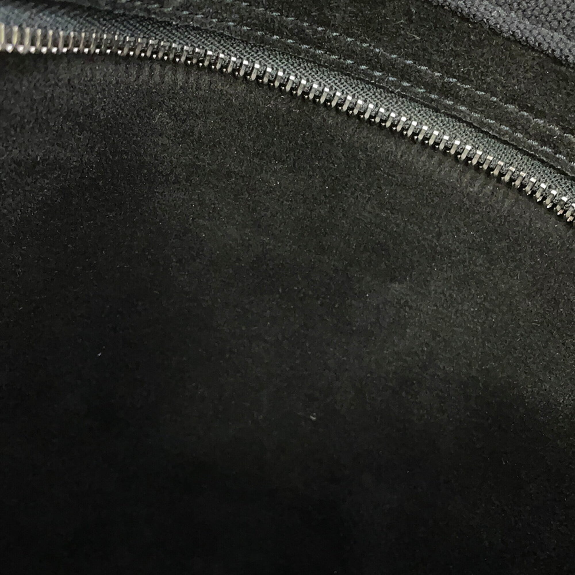 Yves Saint Laurent Black Suede Messenger Bag Shoulder Bag (Pre-Owned)