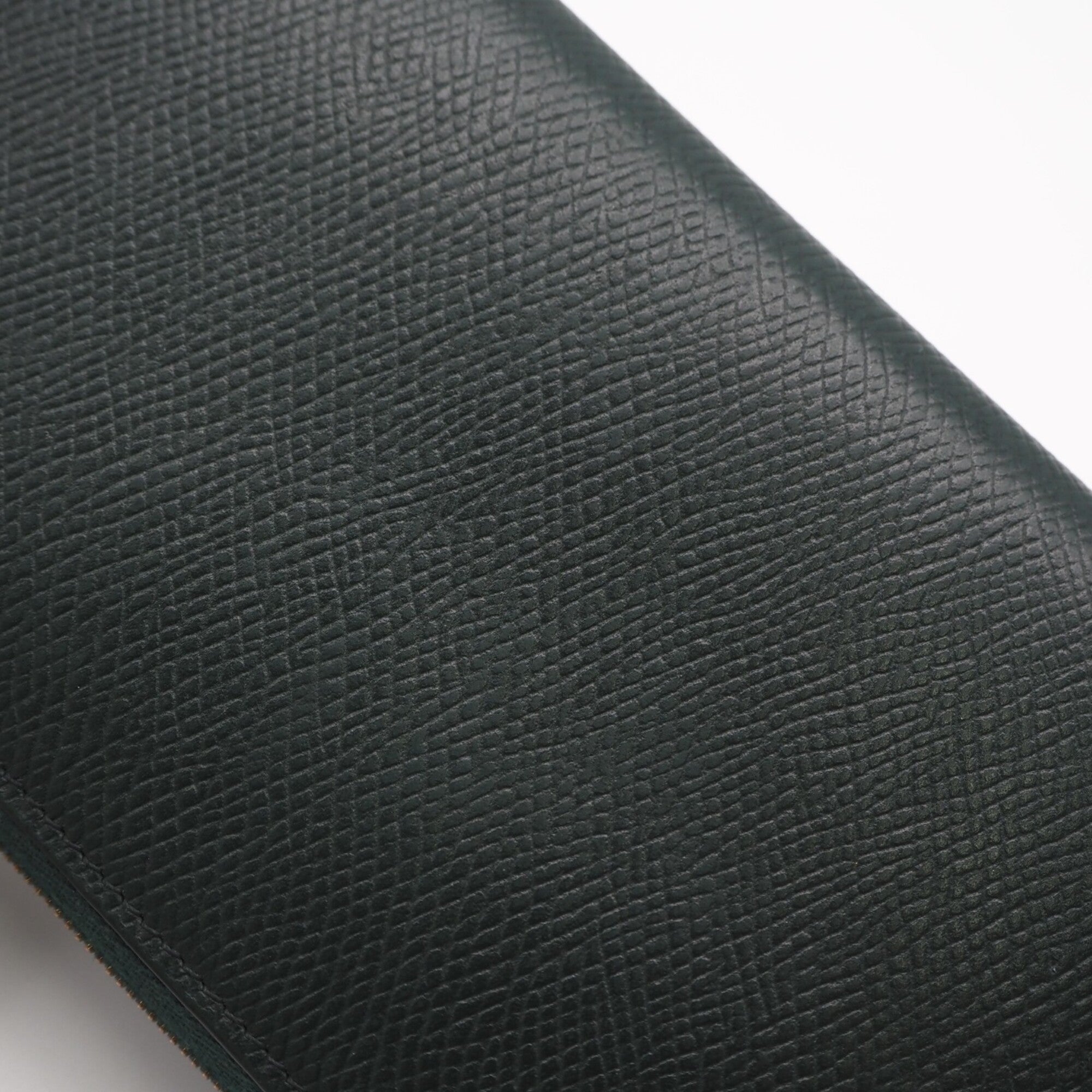 Celine Green Leather Long Wallet (Bi-Fold) (Pre-Owned)