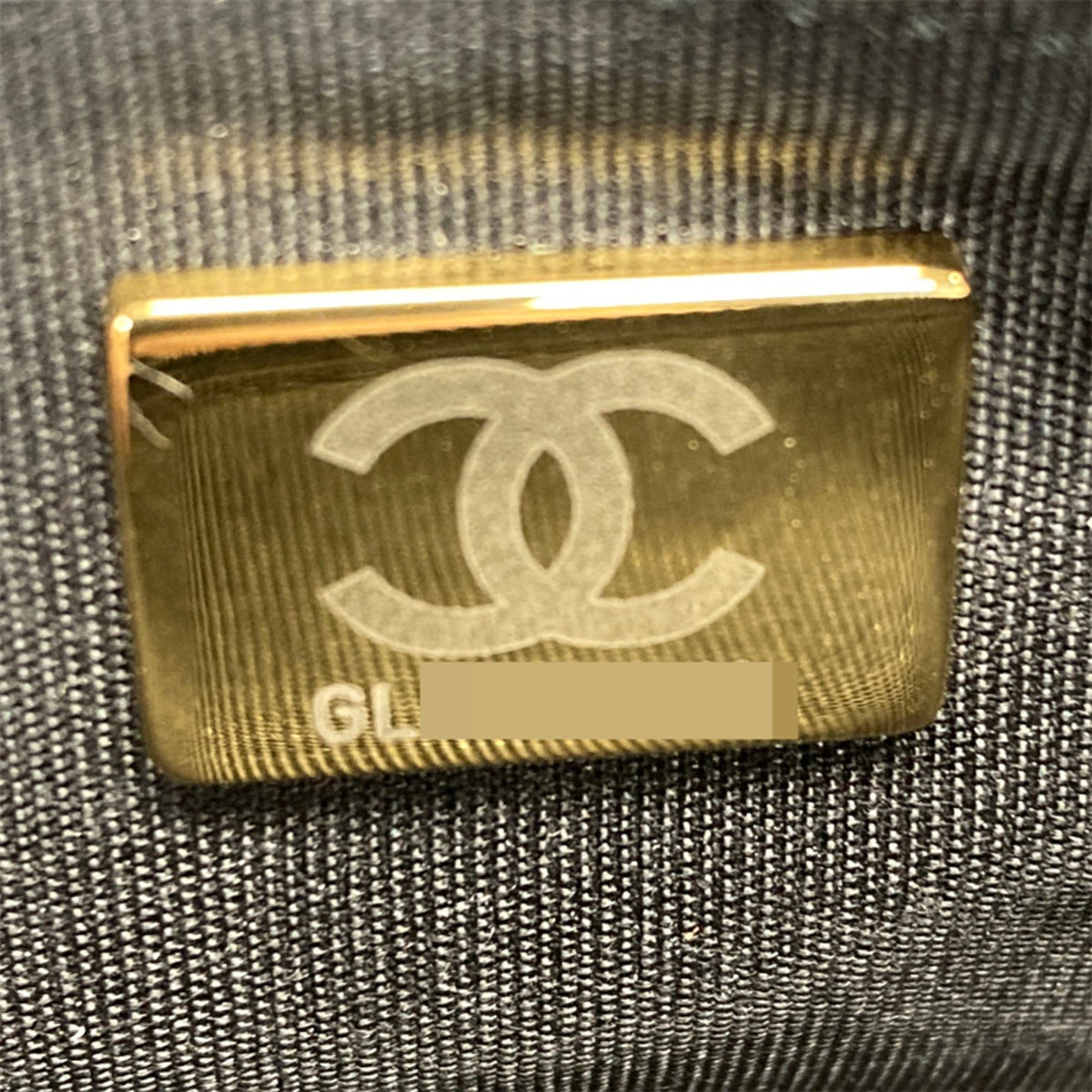 Chanel Black Grained Calfskin Shoulder Bag (Pre-Owned)