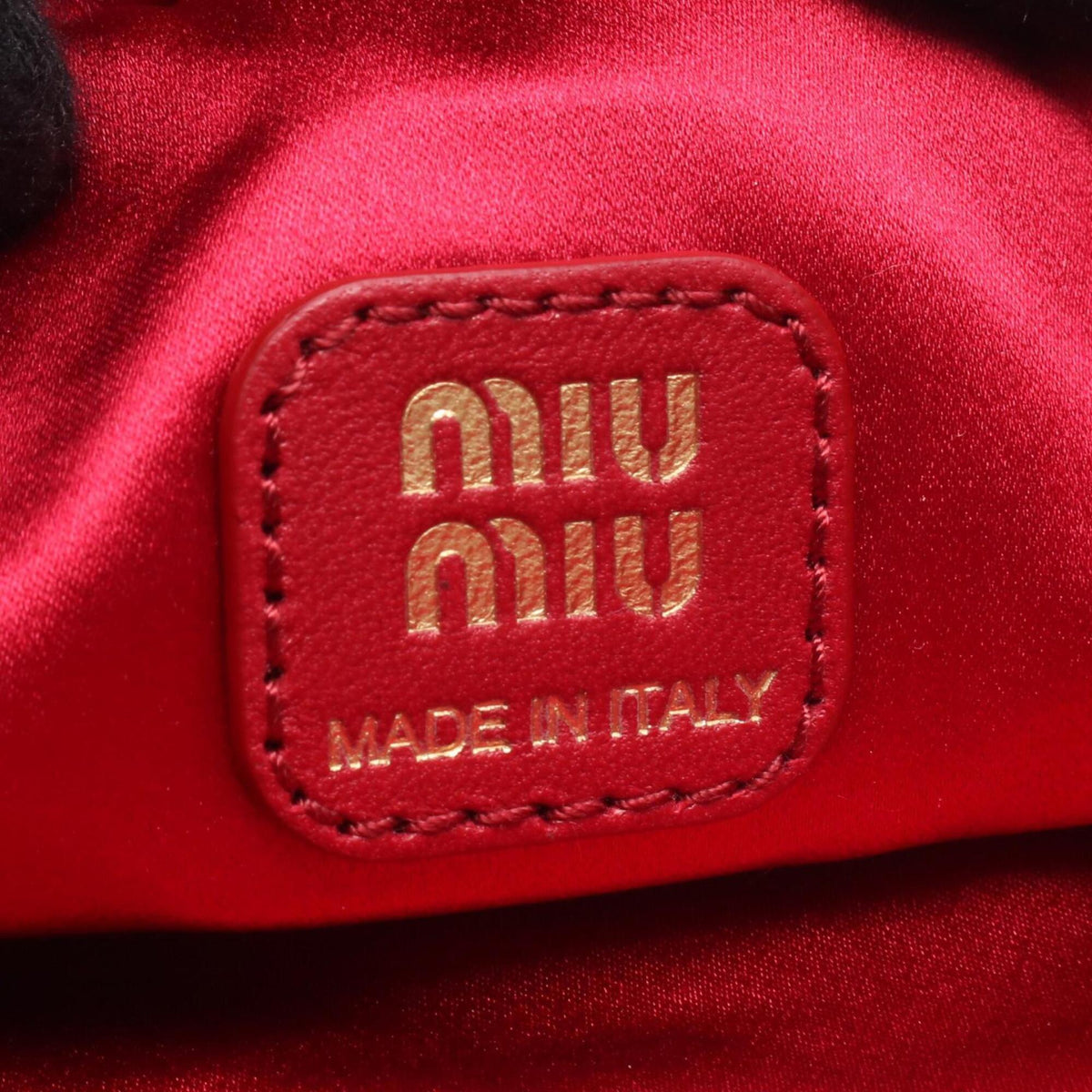 Miu Miu Red Color Silk Leather Pouch (Pre-Owned)