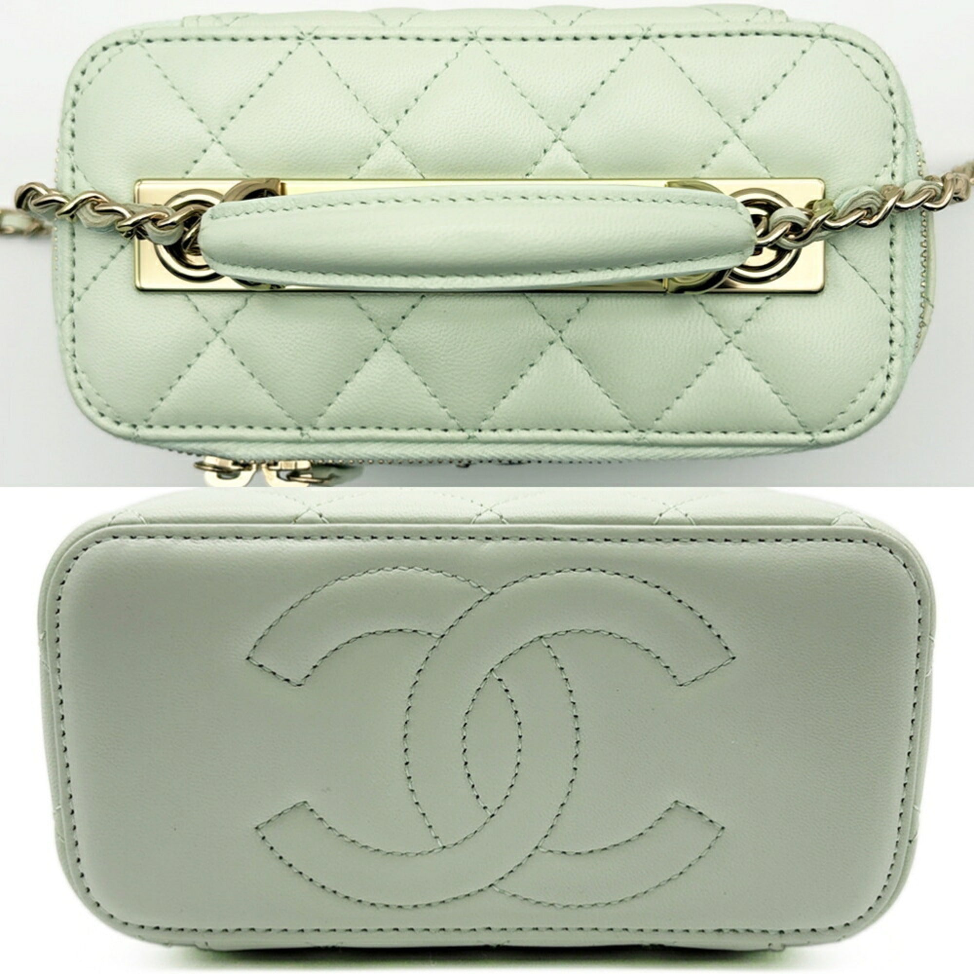 Chanel Light Green Leather Shoulder Bag (Pre-Owned)