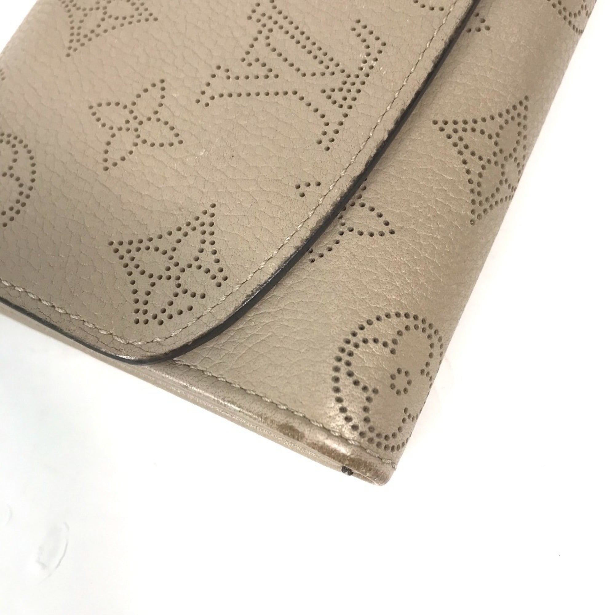 Louis Vuitton Beige Galle Iris Leather Long Wallet (Bi-Fold) (Pre-Owned)