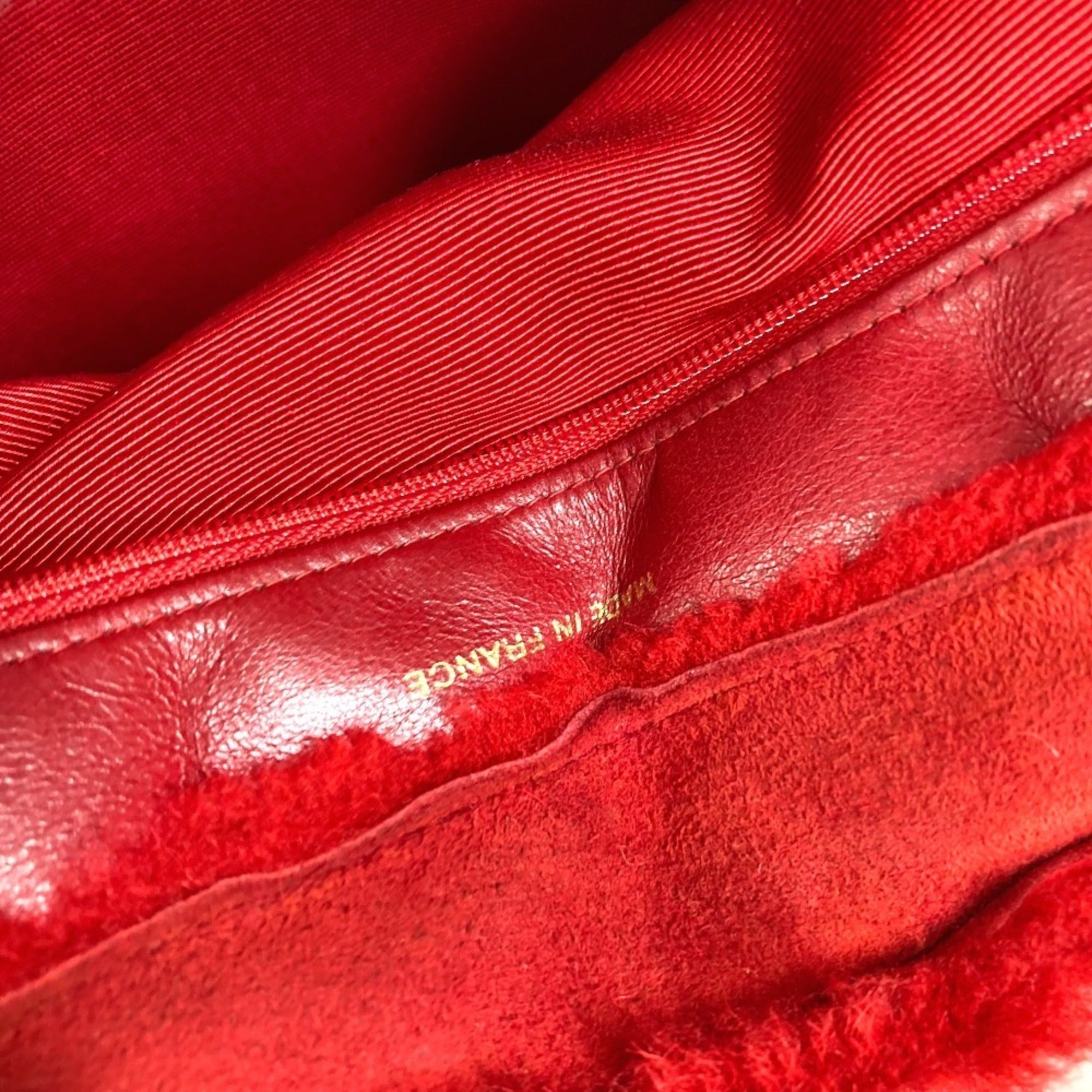 Chanel Red Color Fur Shoulder Bag Tote Bag (Pre-Owned)