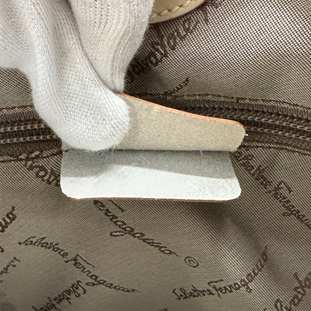 Salvatore Ferragamo Beige Orange Canvas Tote Bag (Pre-Owned)