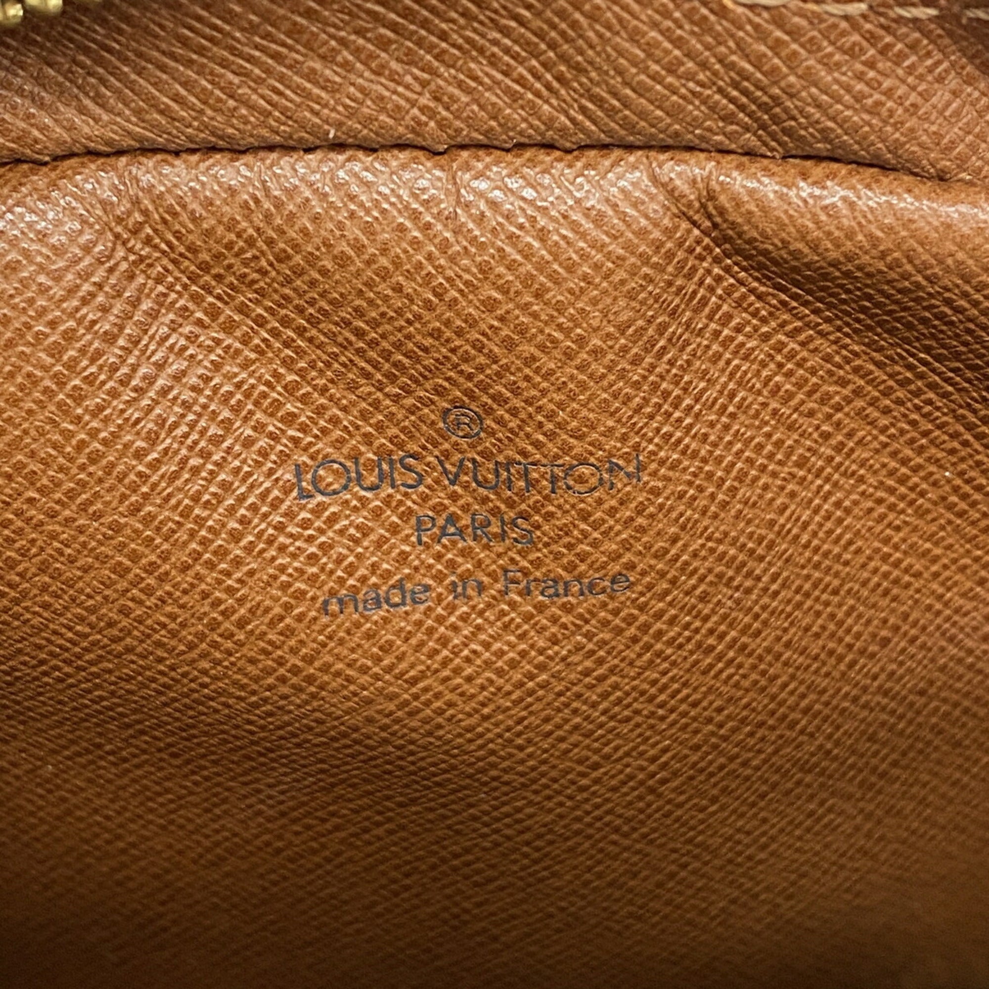 Louis Vuitton Brown Shoulder Bag (Pre-Owned)