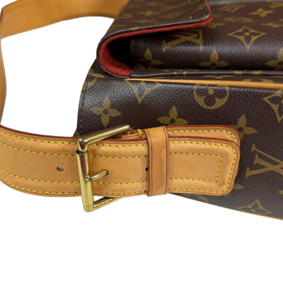 Louis Vuitton Brown Monogram Shoulder Bag (Pre-Owned)