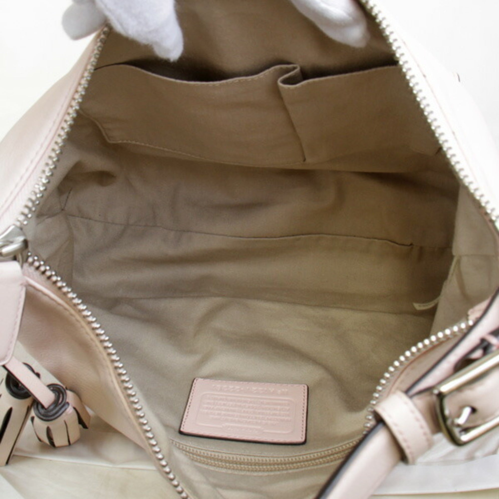 Coach Light Pink Leather Shoulder Bag (Pre-Owned)