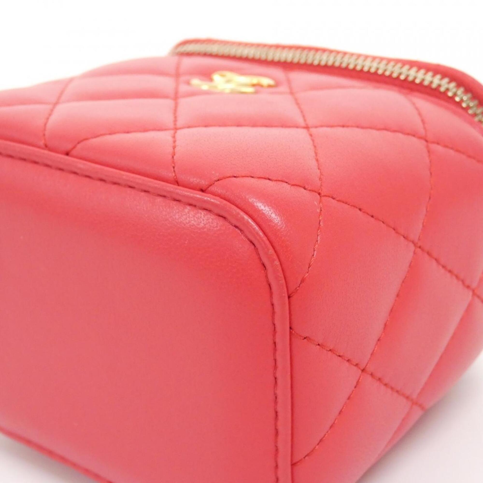 Chanel Red Color Leather Shoulder Bag (Pre-Owned)