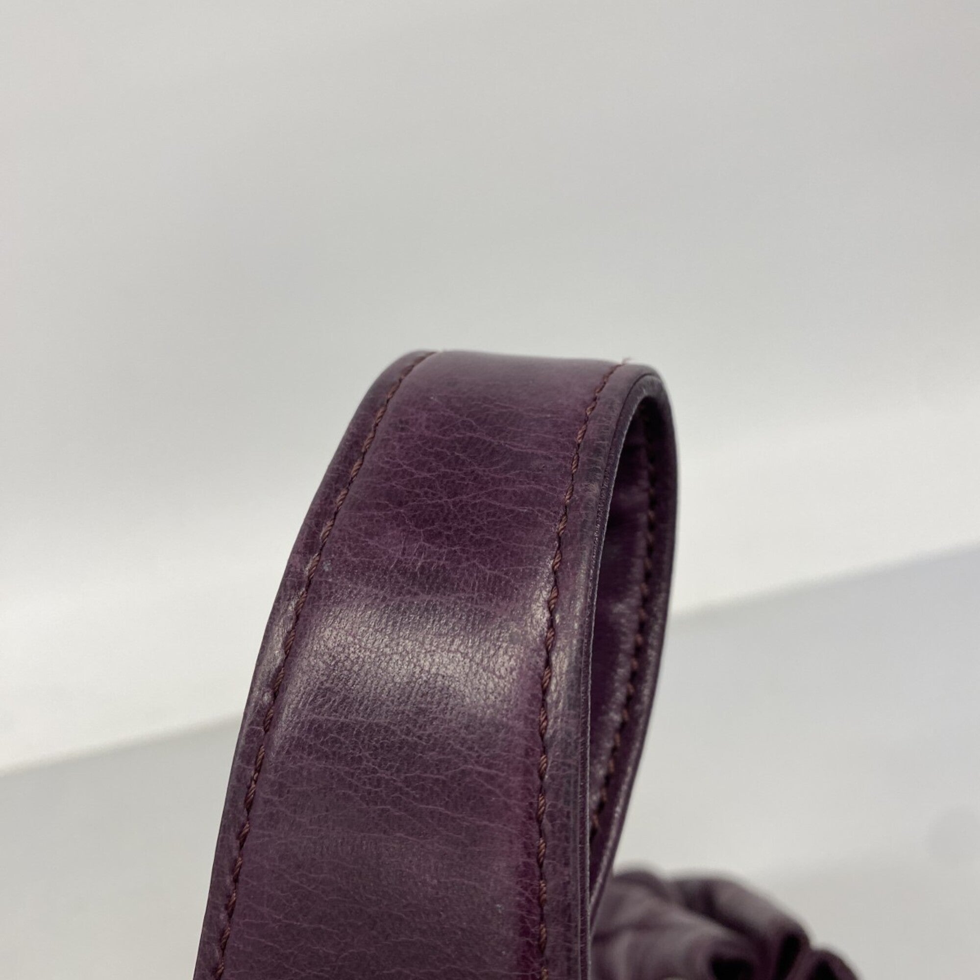 Chanel Purple Leather Shoulder Bag (Pre-Owned)