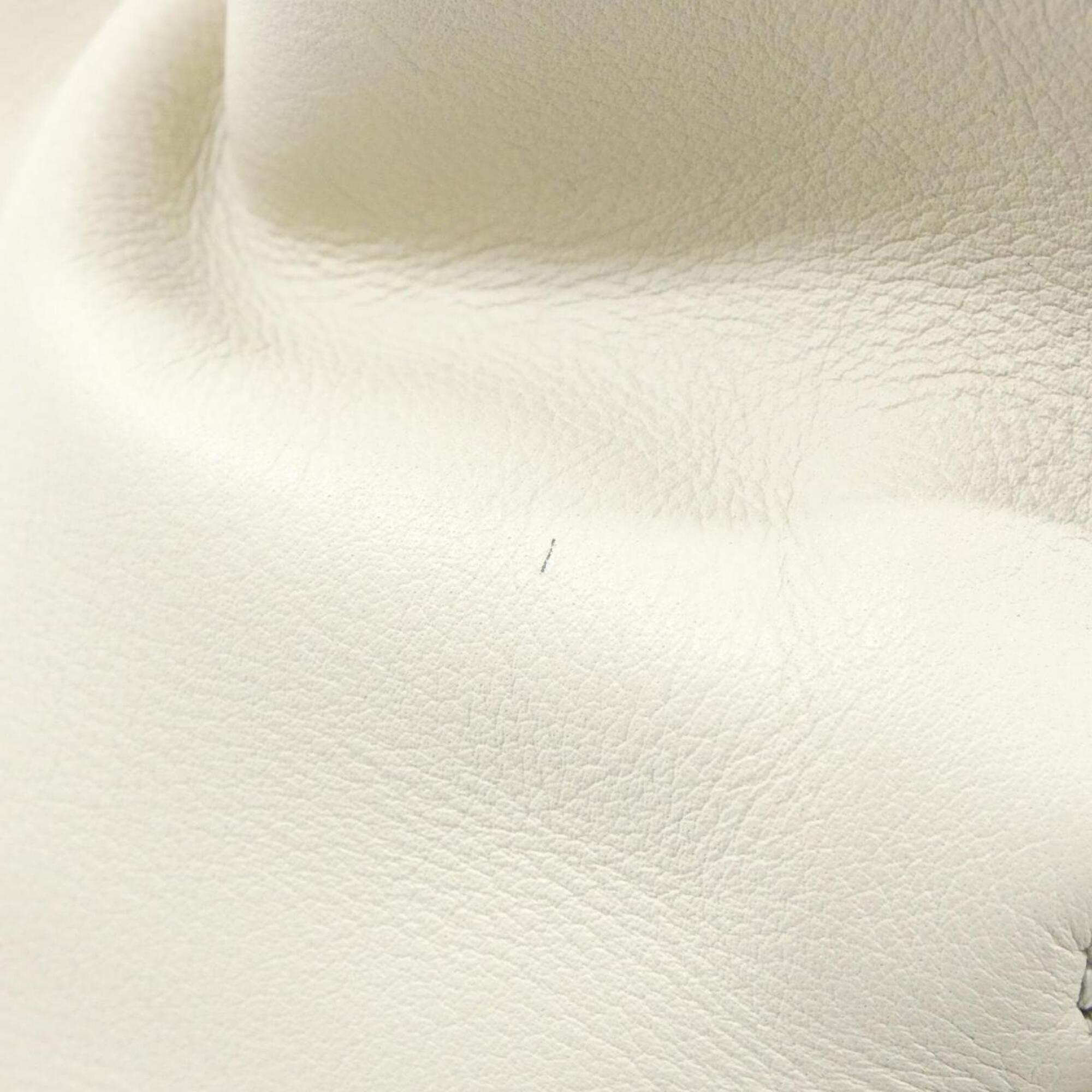 Loewe Flamenco Ivory White Leather Beach Bag Handbag (Pre-Owned)