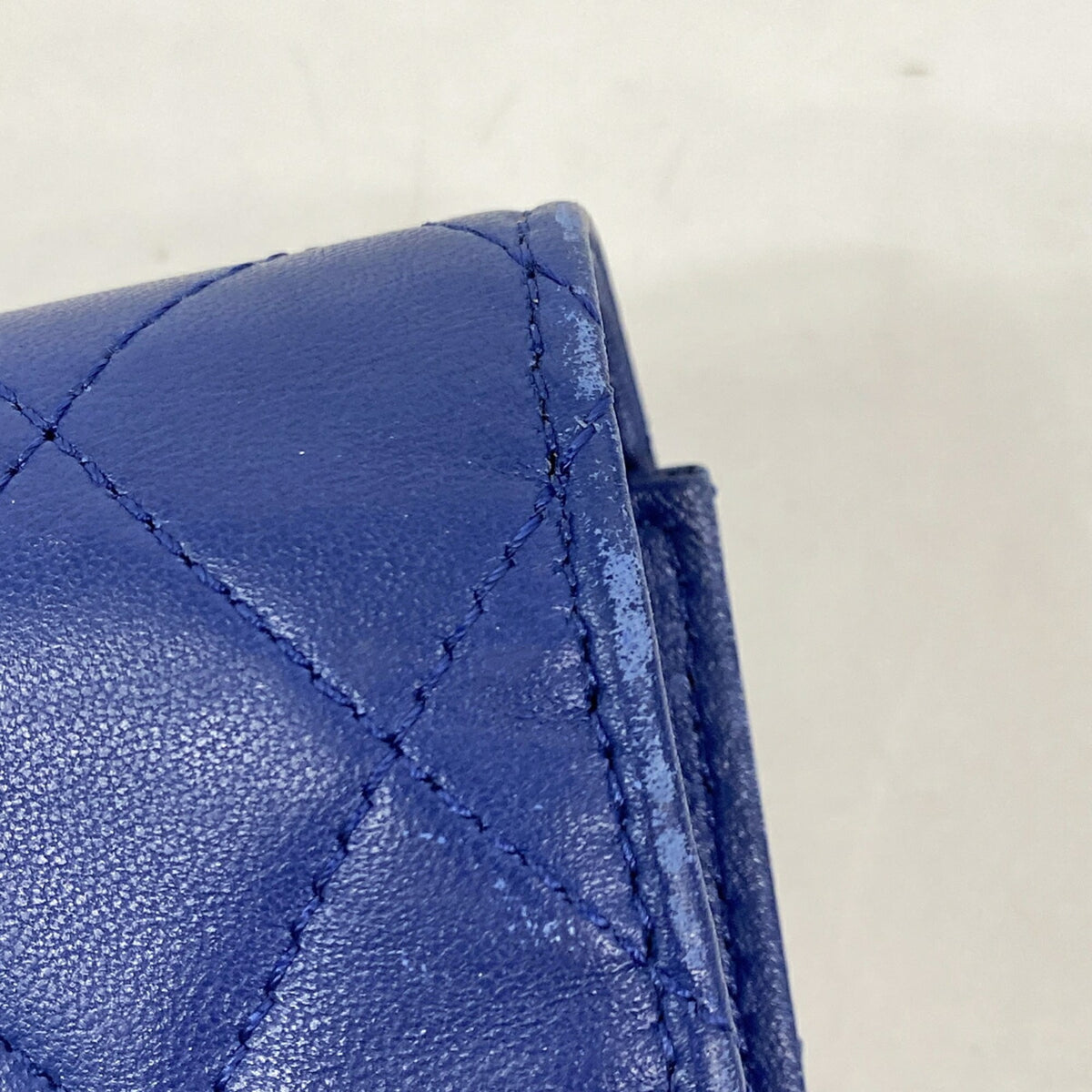 Chanel Blue Leather Wallet (Tri-Fold) (Pre-Owned)