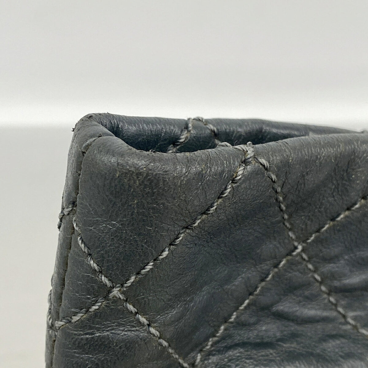 Chanel Dark Green Leather Tote Bag (Pre-Owned)