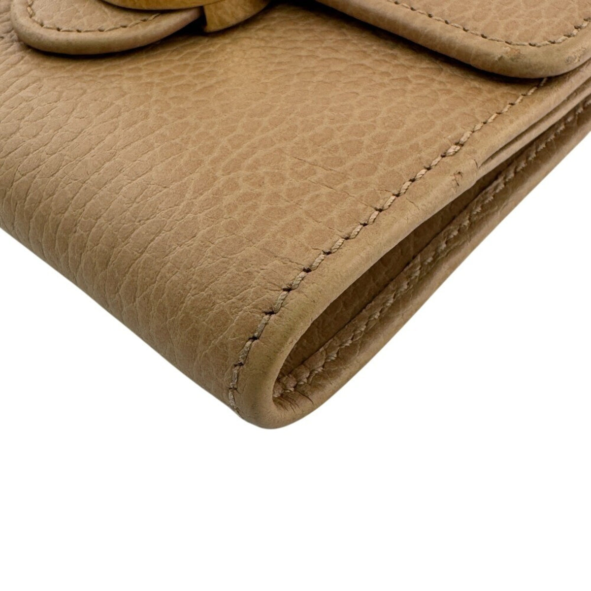 Gucci Beige Leather Wallet (Bi-Fold) (Pre-Owned)