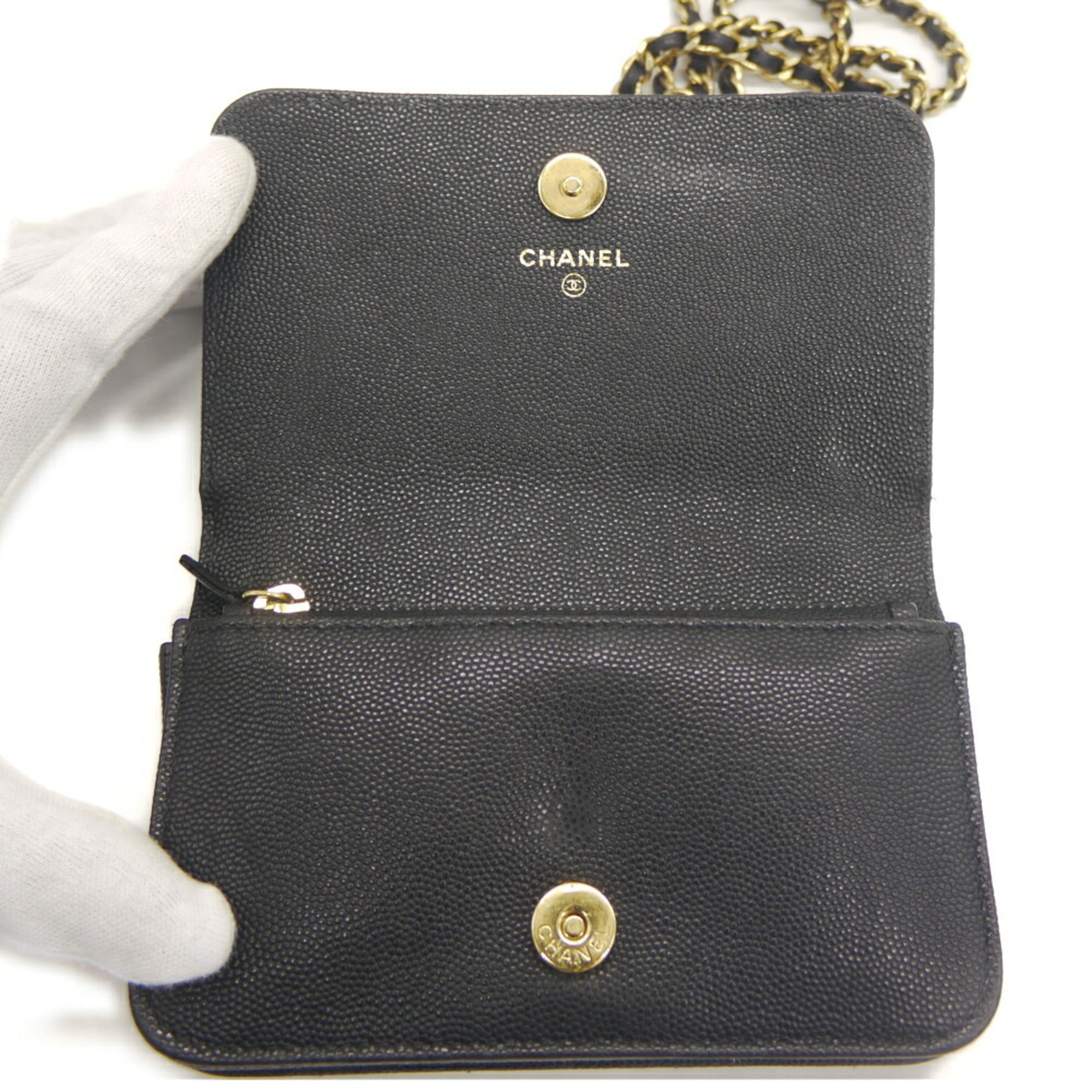 Chanel Black Grained Calfskin Shoulder Bag (Pre-Owned)